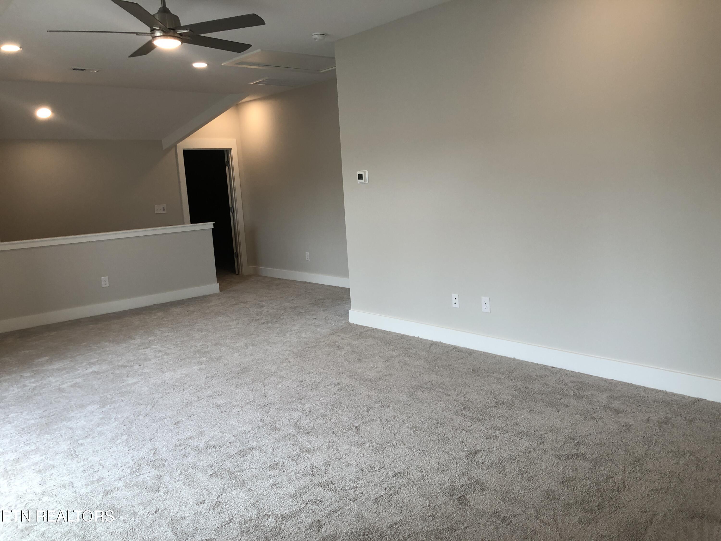 85 Royal Troon Circle Oak Ridge TN 37830