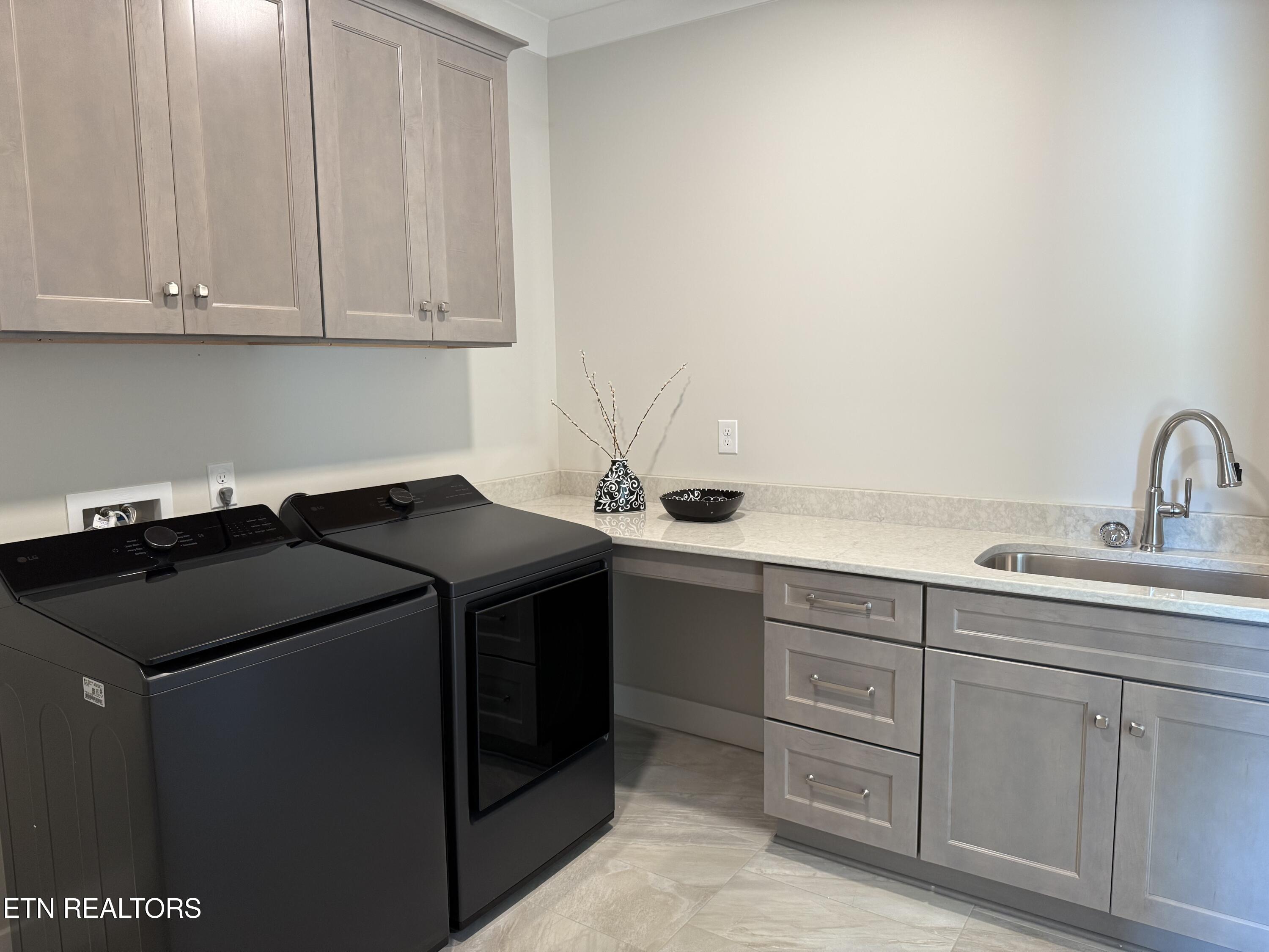 85 Royal Troon Circle Oak Ridge TN 37830