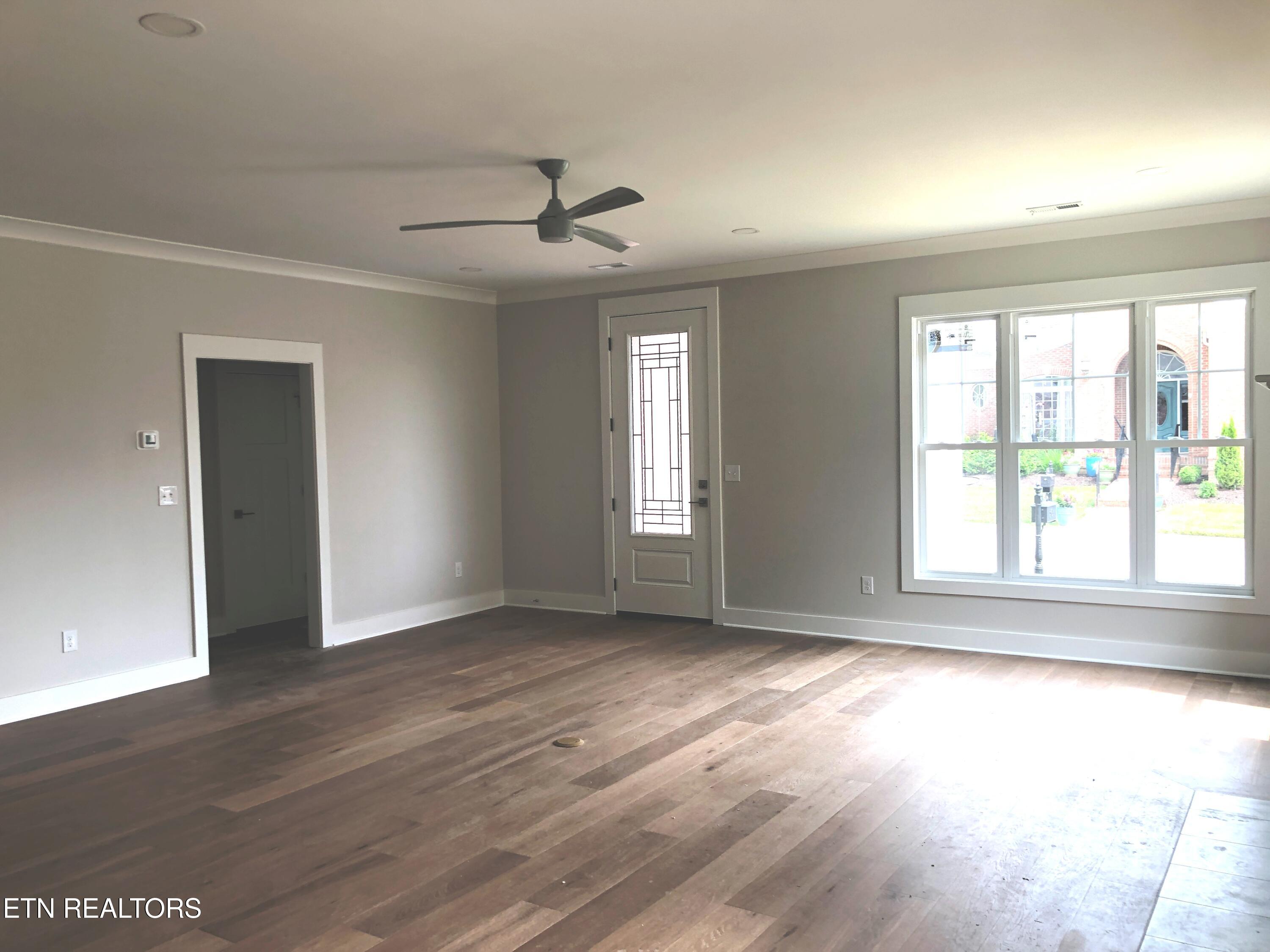 85 Royal Troon Circle Oak Ridge TN 37830