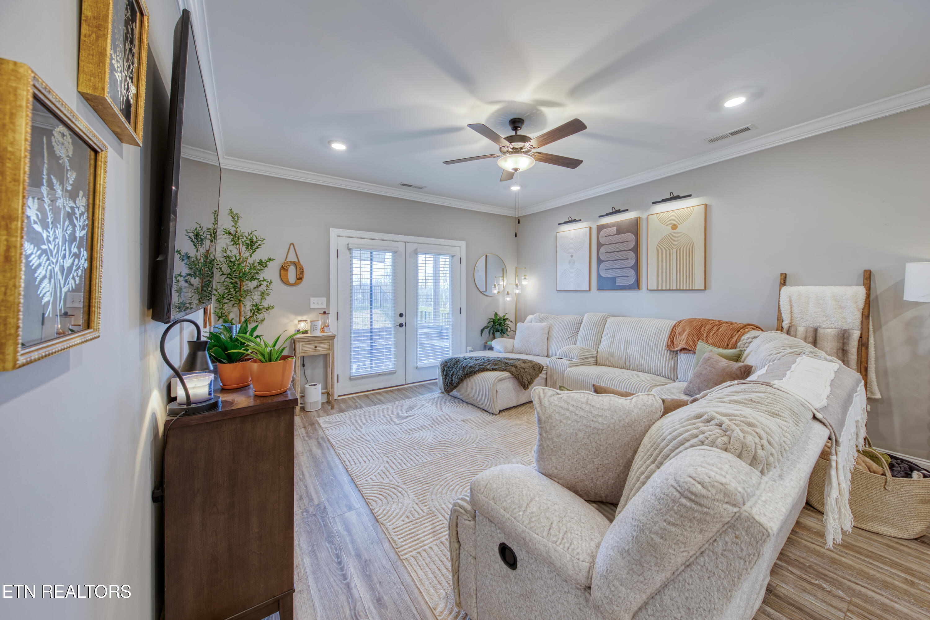 1547 Spring Berry Lane Knoxville TN 37924