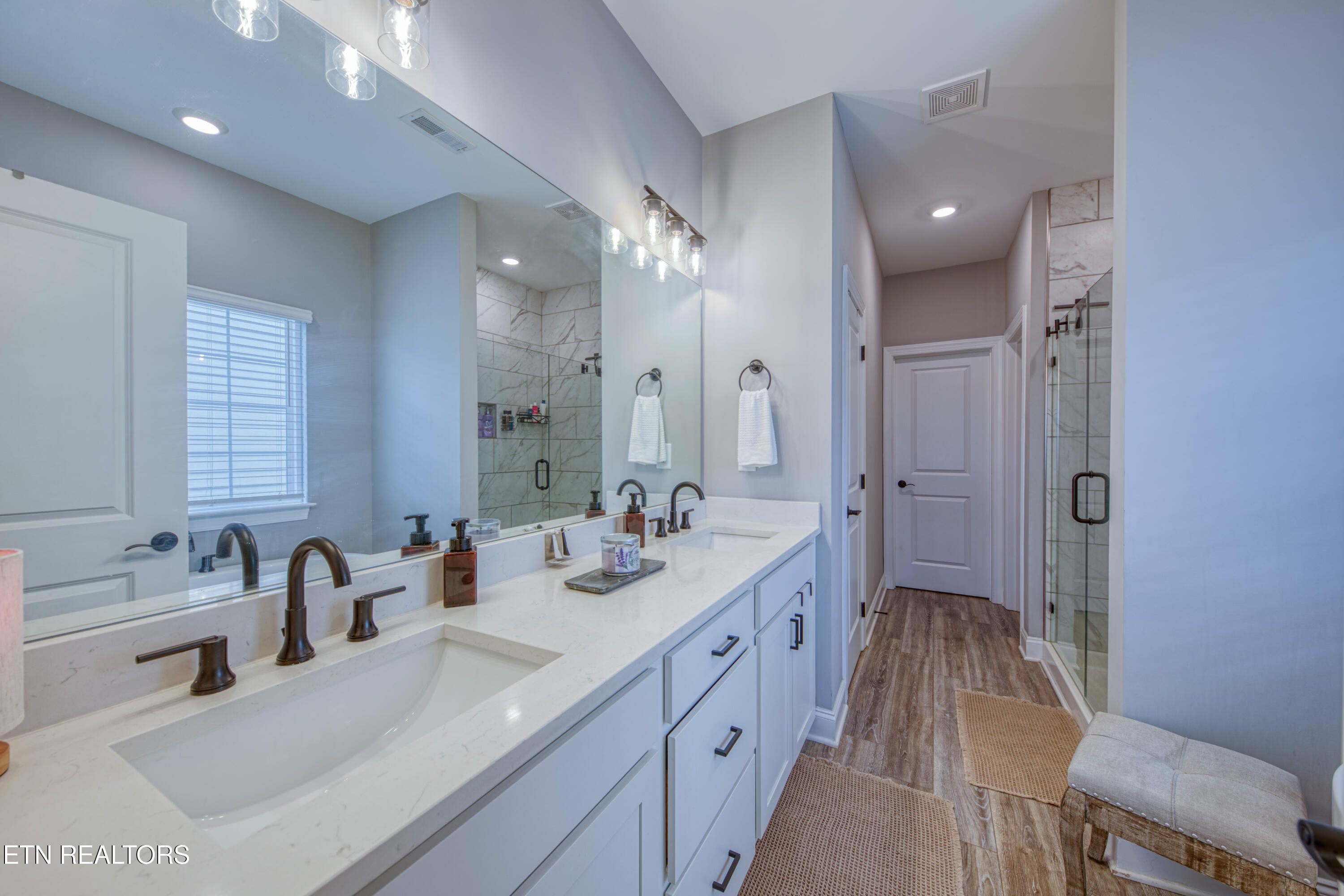 1547 Spring Berry Lane Knoxville TN 37924