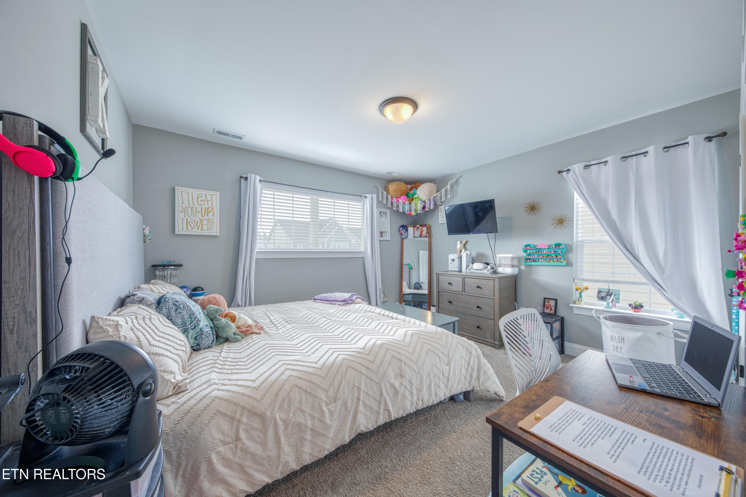 1547 Spring Berry Lane Knoxville TN 37924