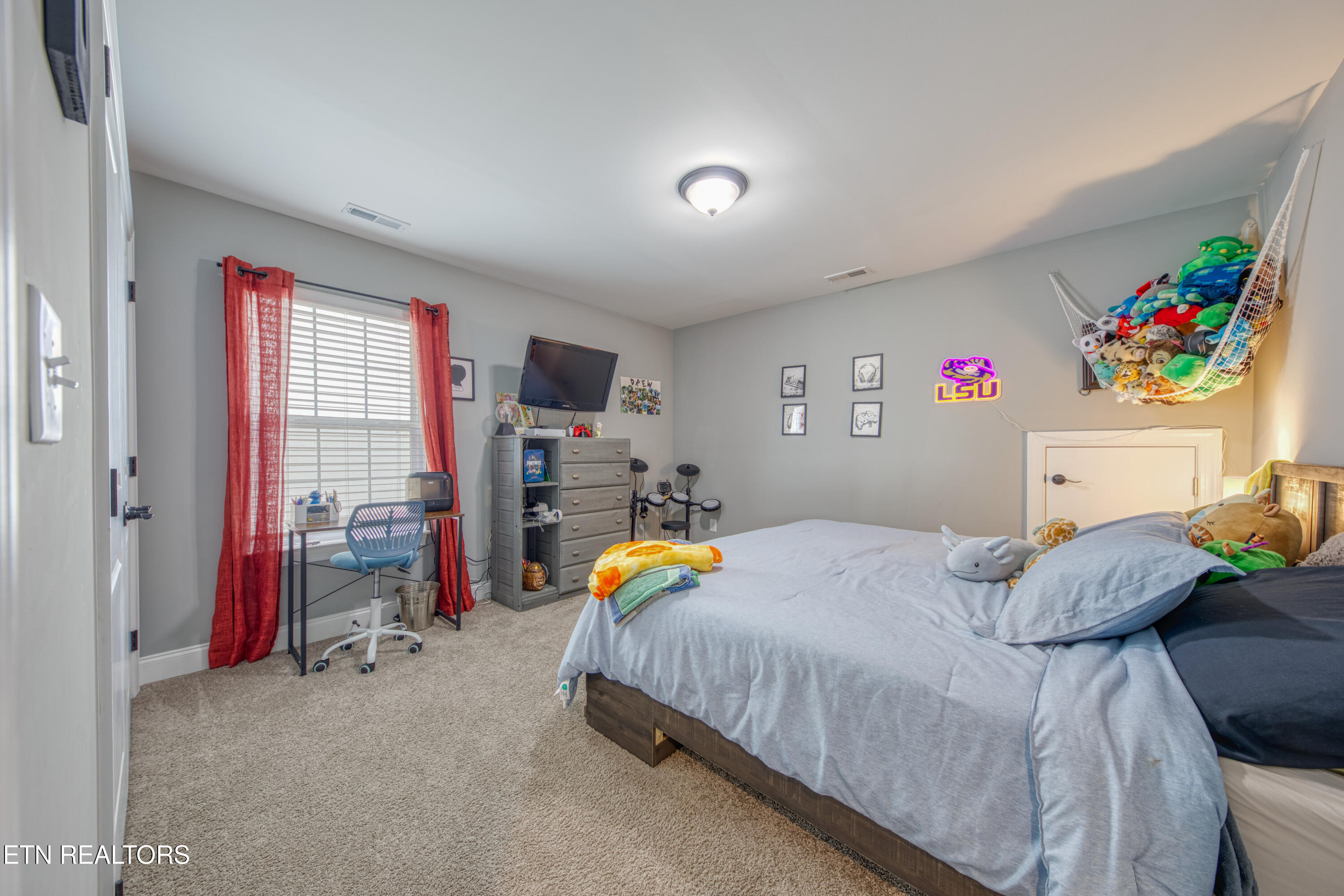 1547 Spring Berry Lane Knoxville TN 37924