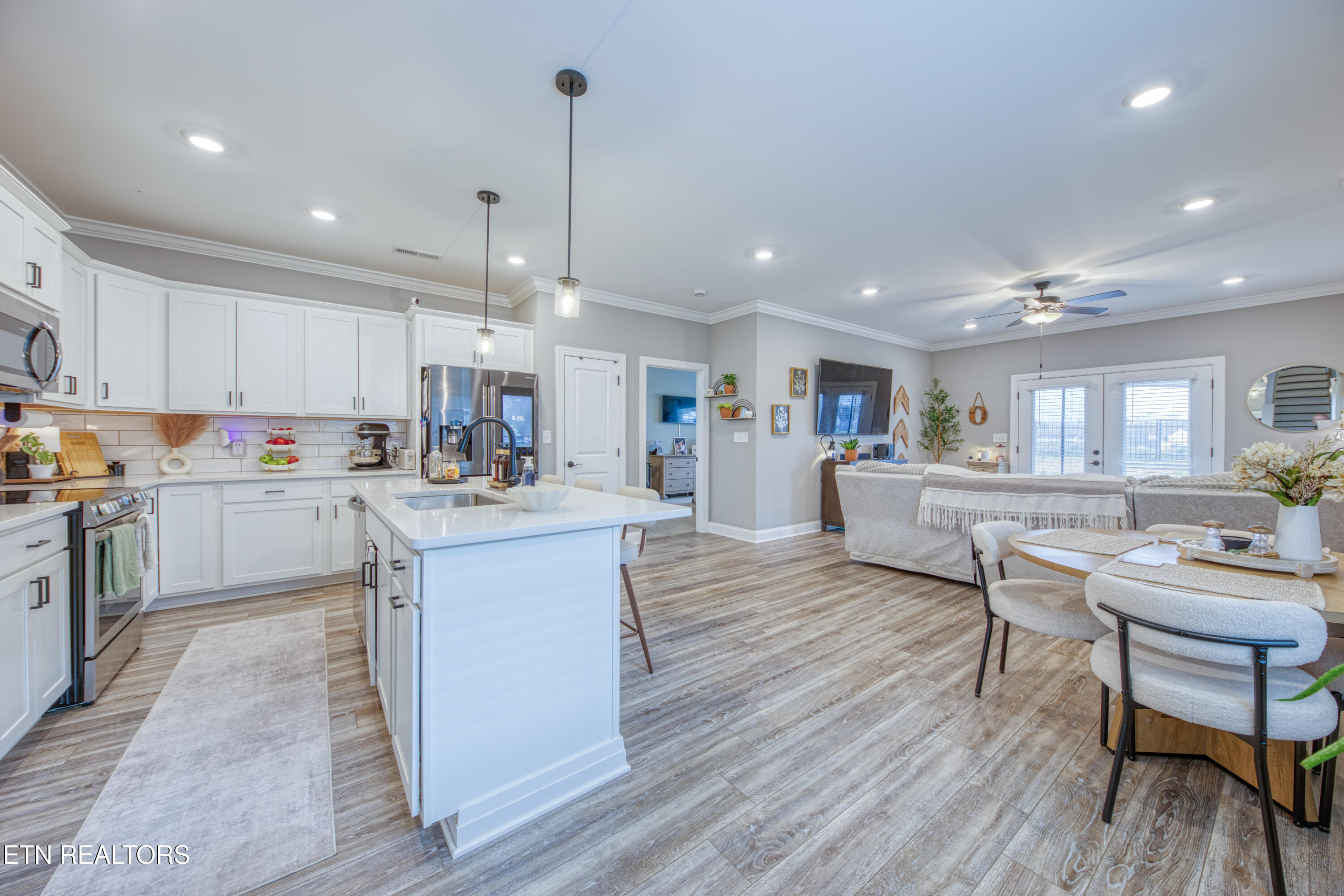 1547 Spring Berry Lane Knoxville TN 37924