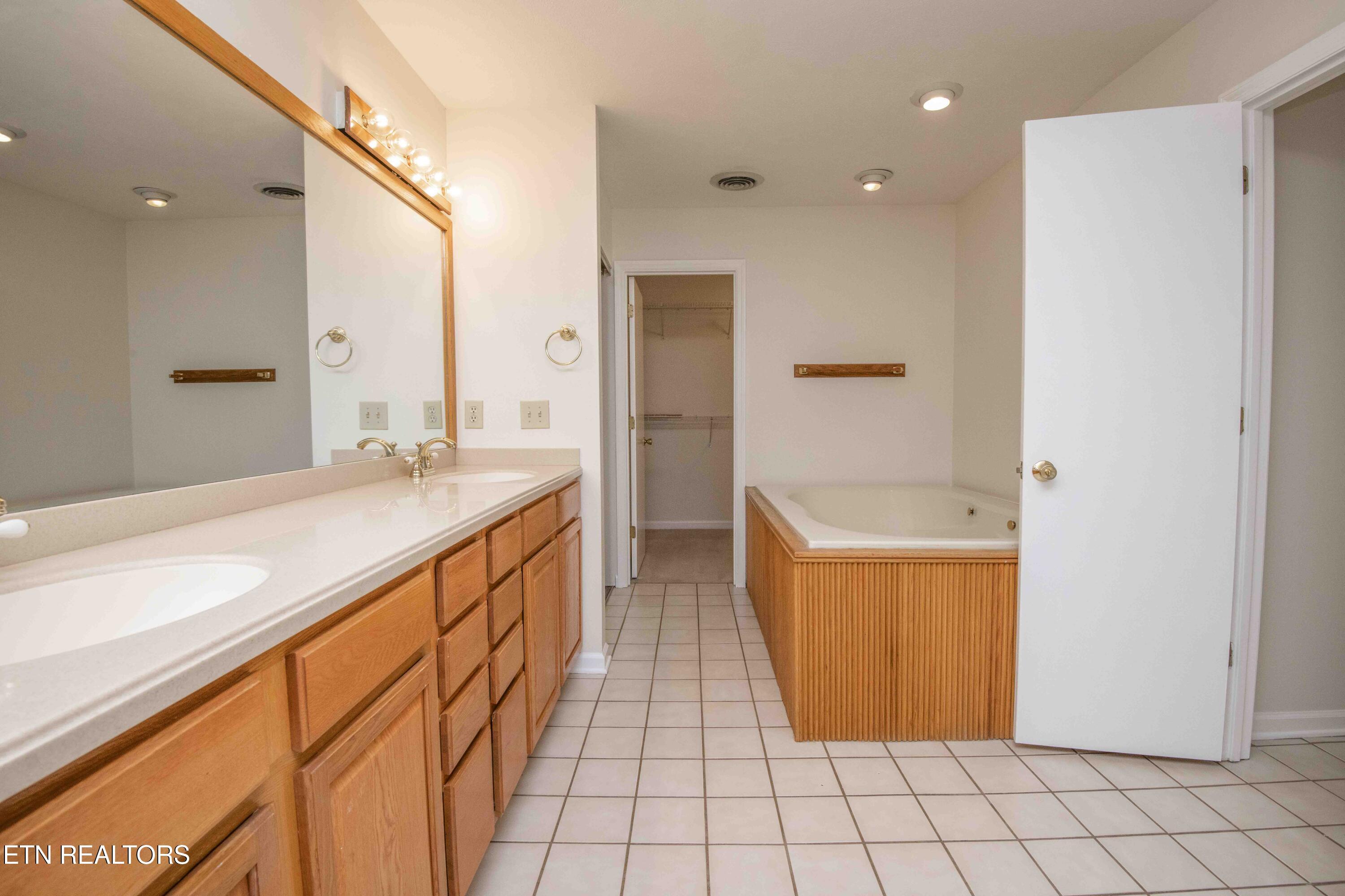 406 Ascot Court Knoxville TN 37923