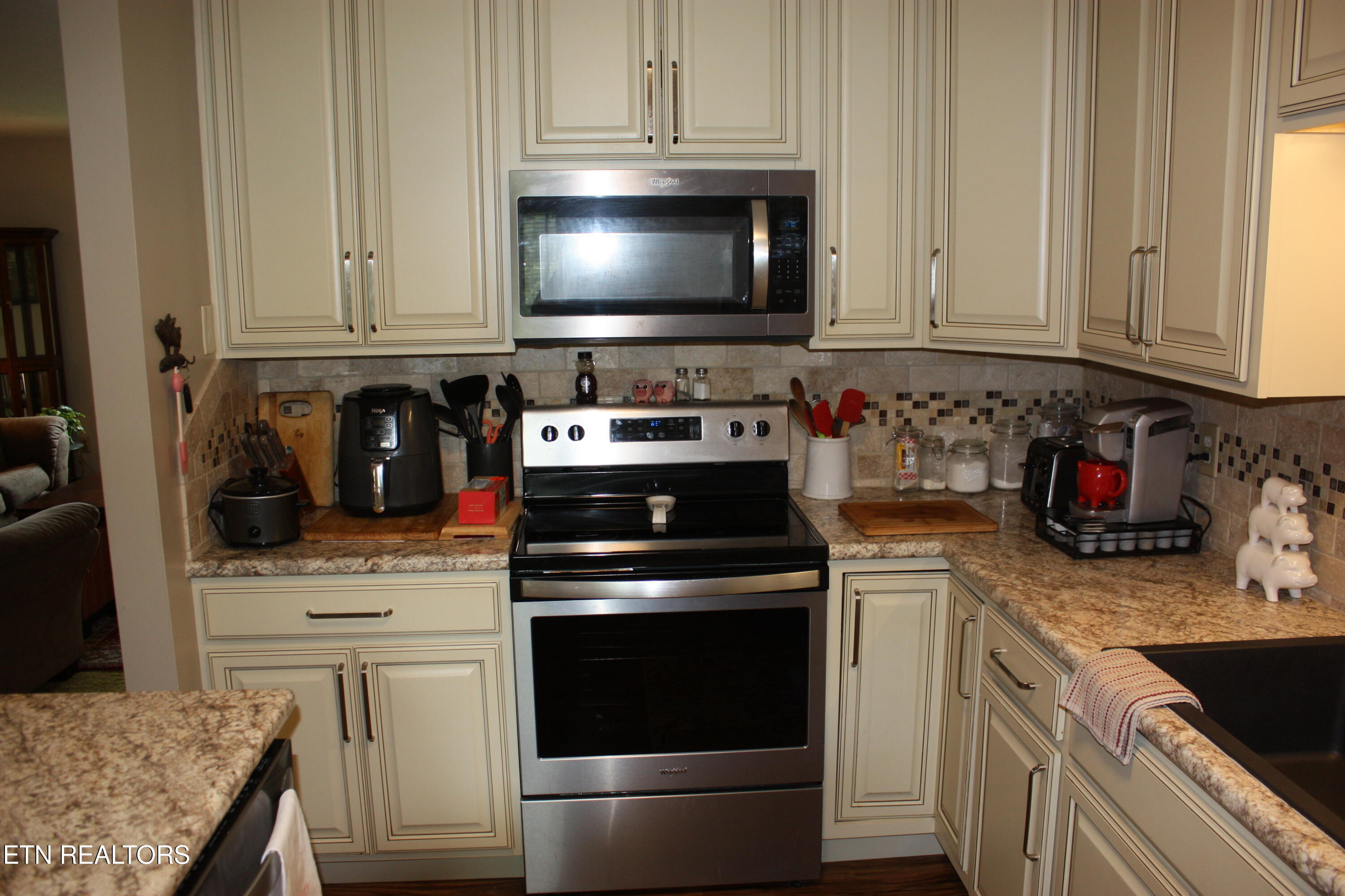 7709 Windsong Road Powell TN 37849