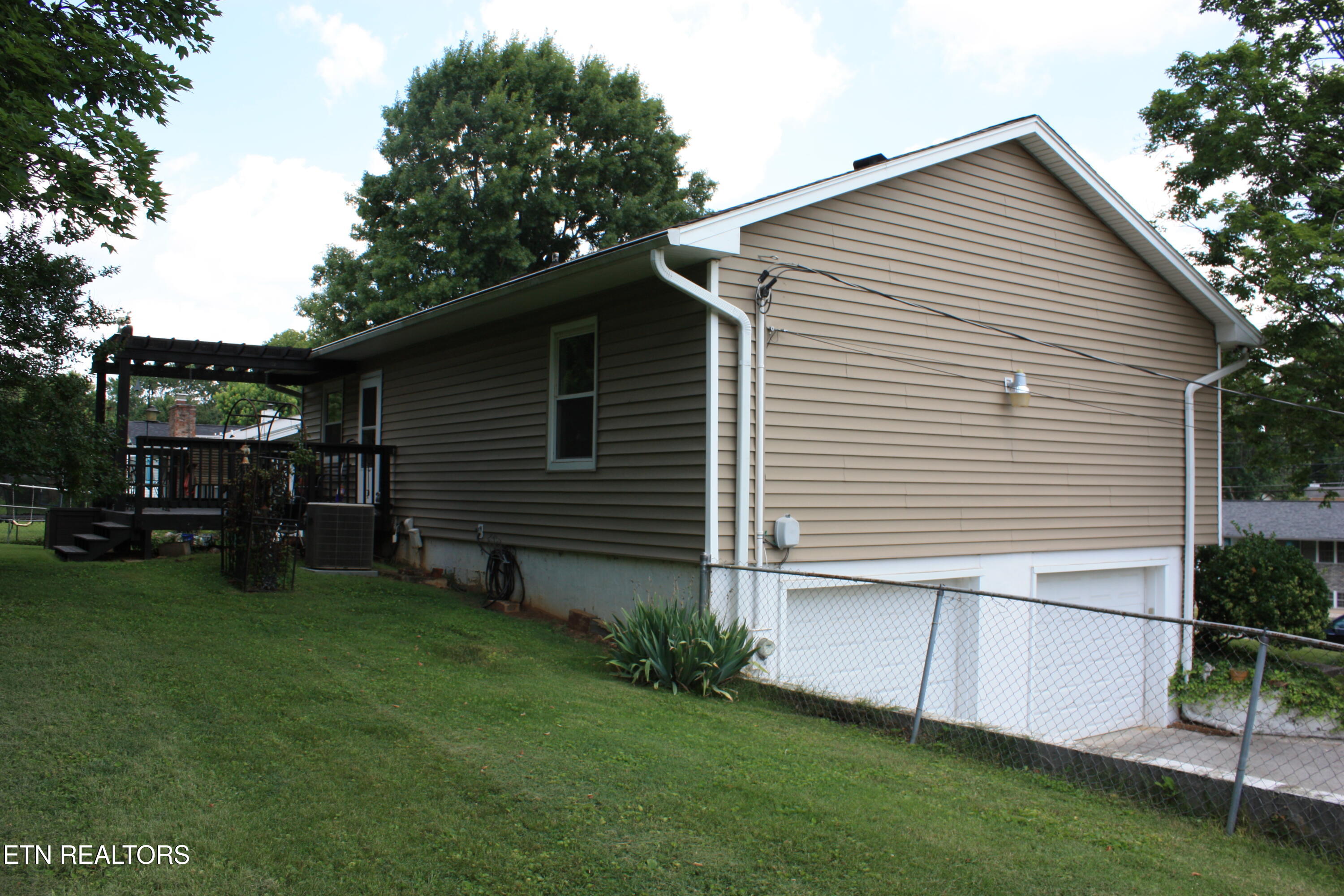 7709 Windsong Road Powell TN 37849