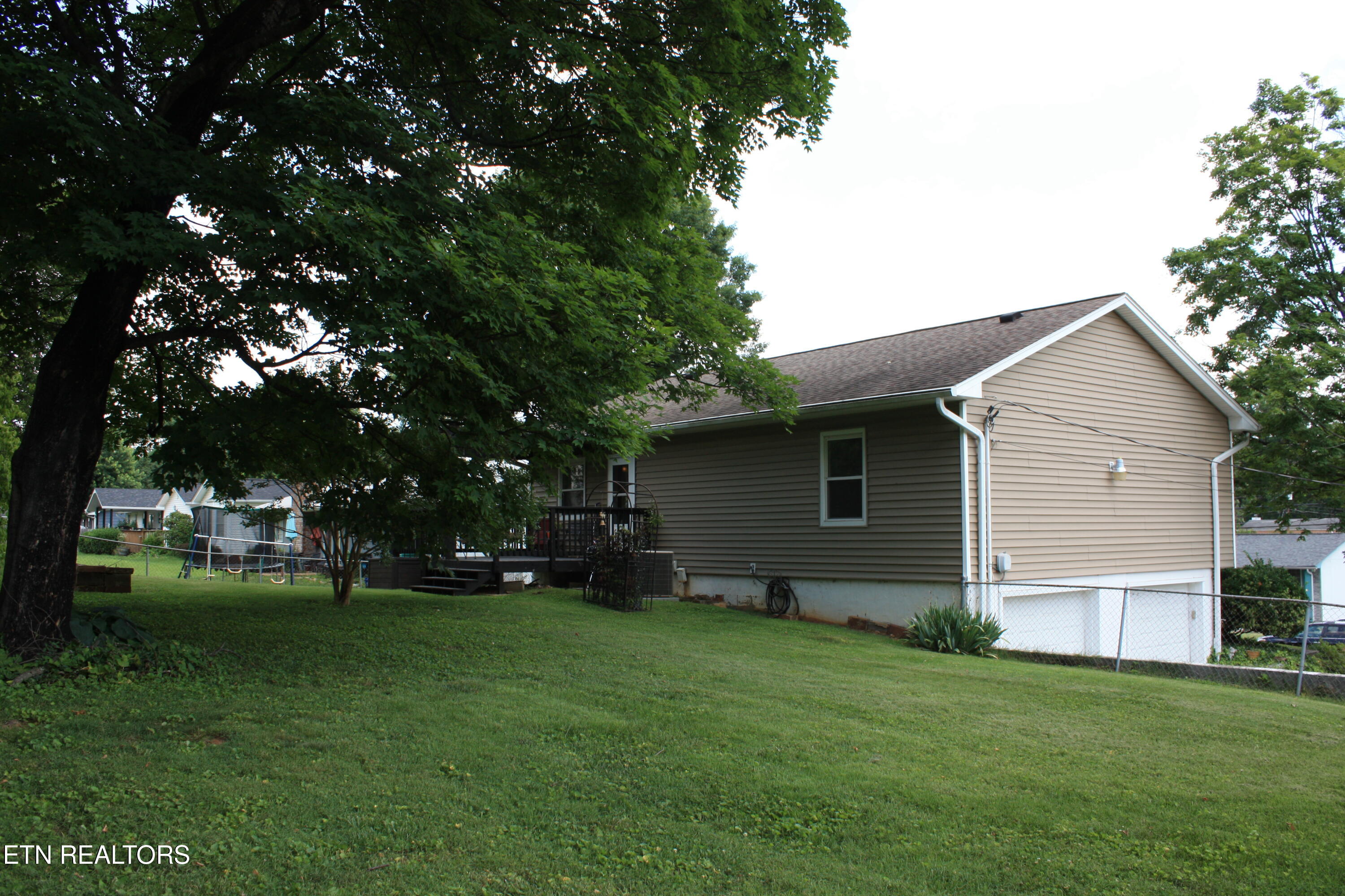7709 Windsong Road Powell TN 37849