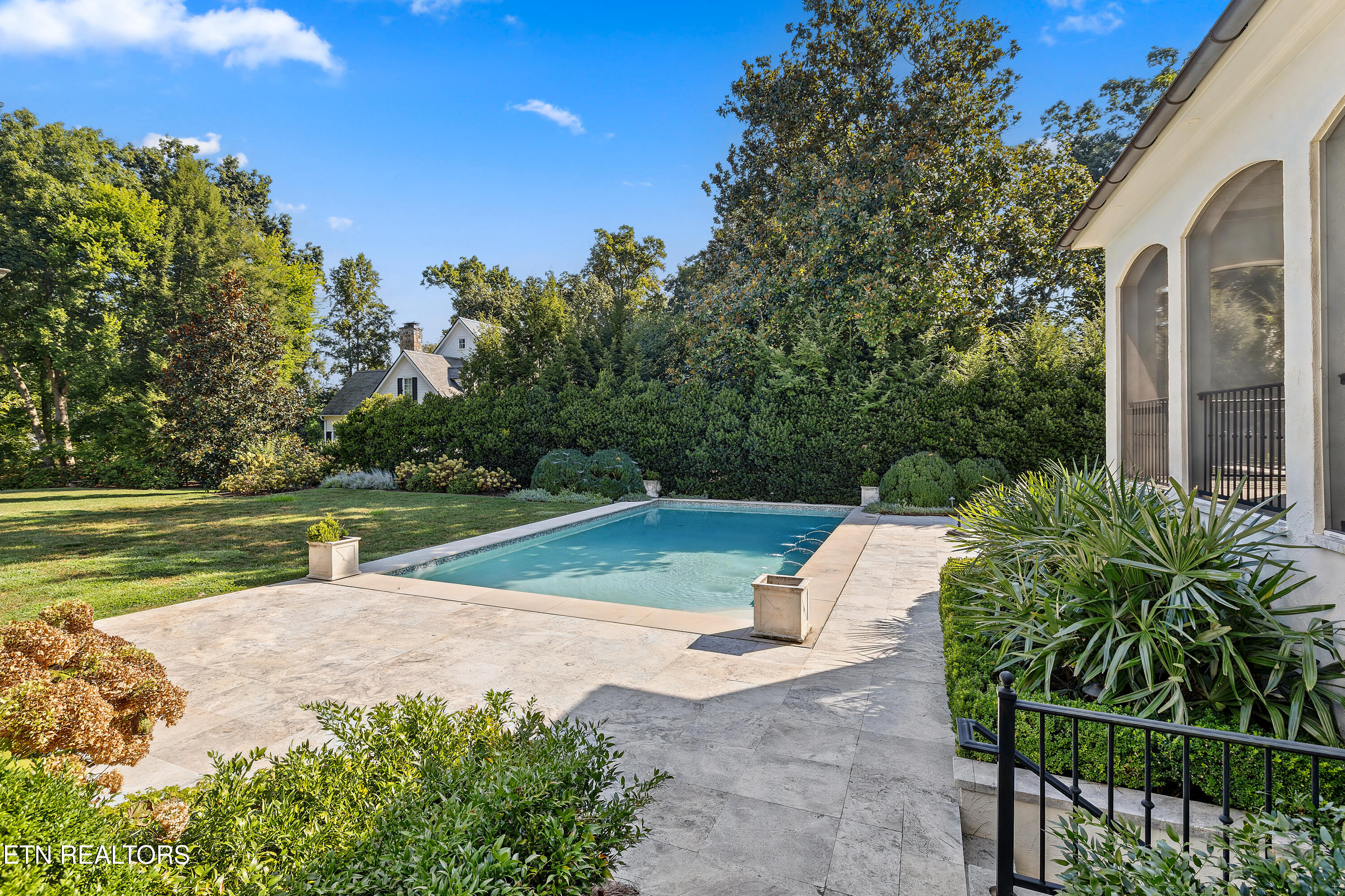 6901 Sherwood Drive Knoxville TN 37919