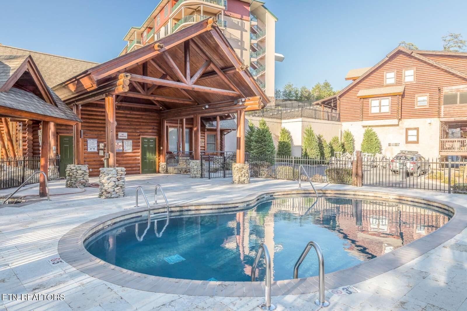336 Big Bear Way Pigeon Forge TN 37863