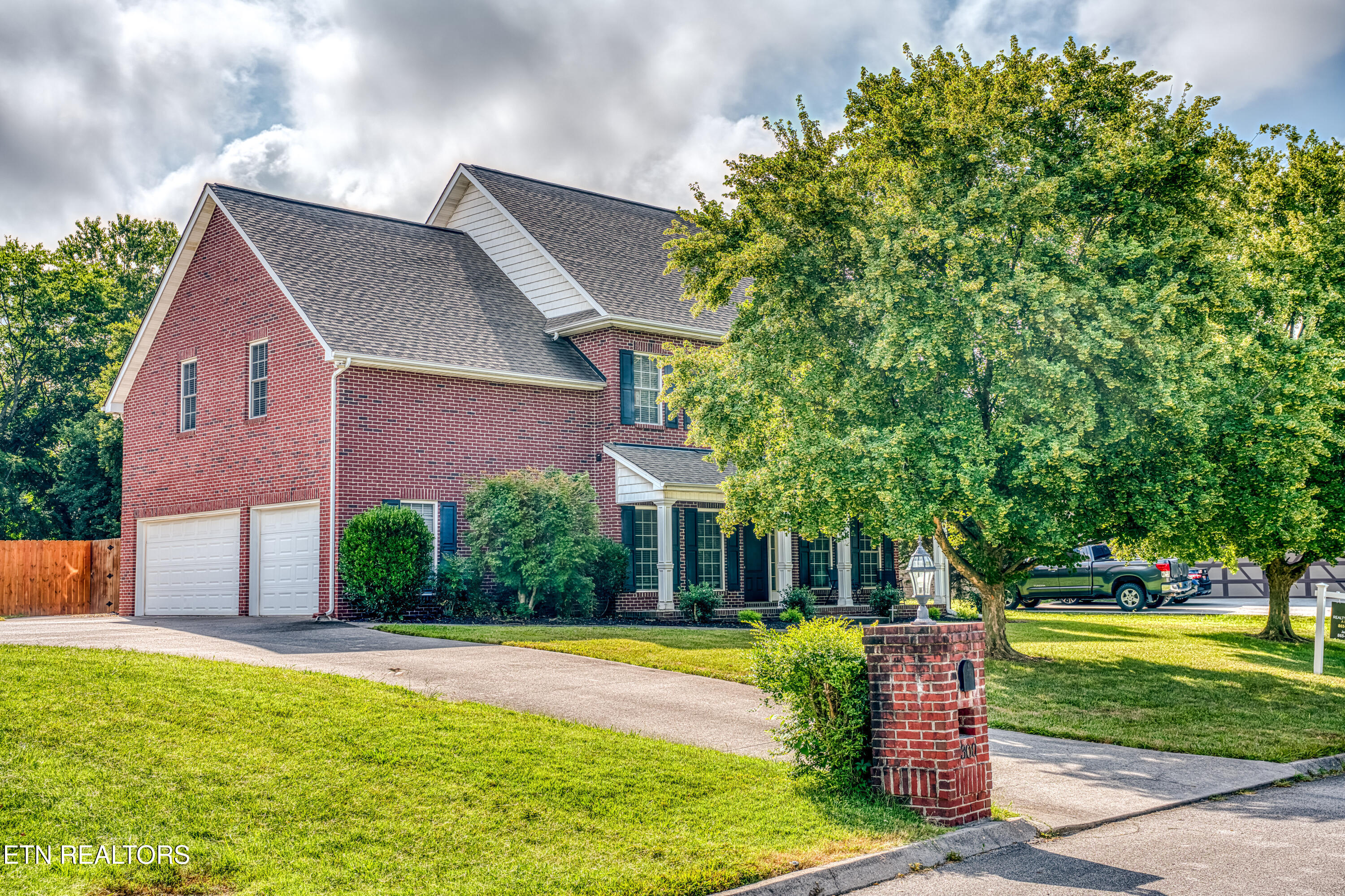 300 Yellowstone Lane Lenoir City TN 37771