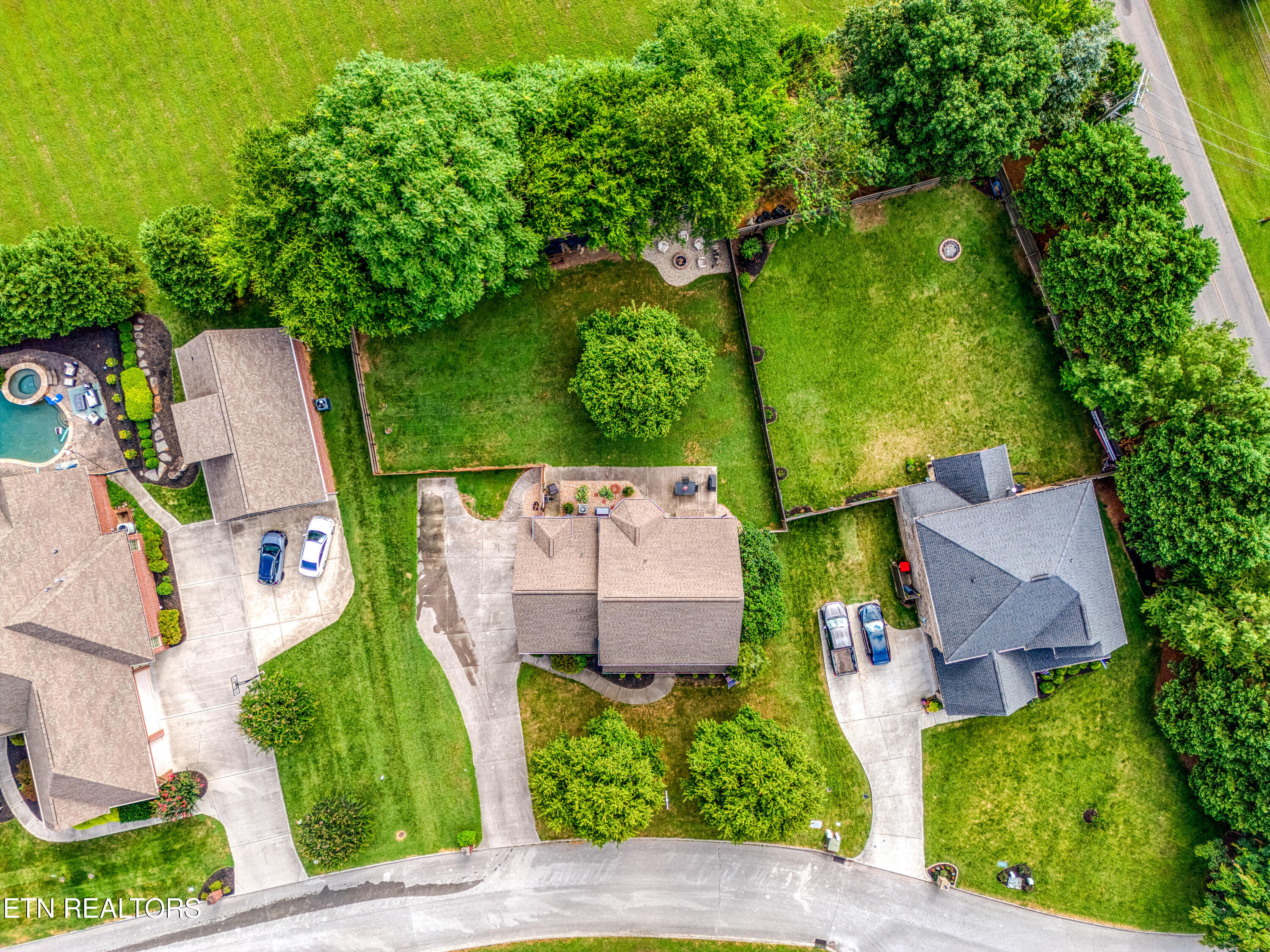 300 Yellowstone Lane Lenoir City TN 37771