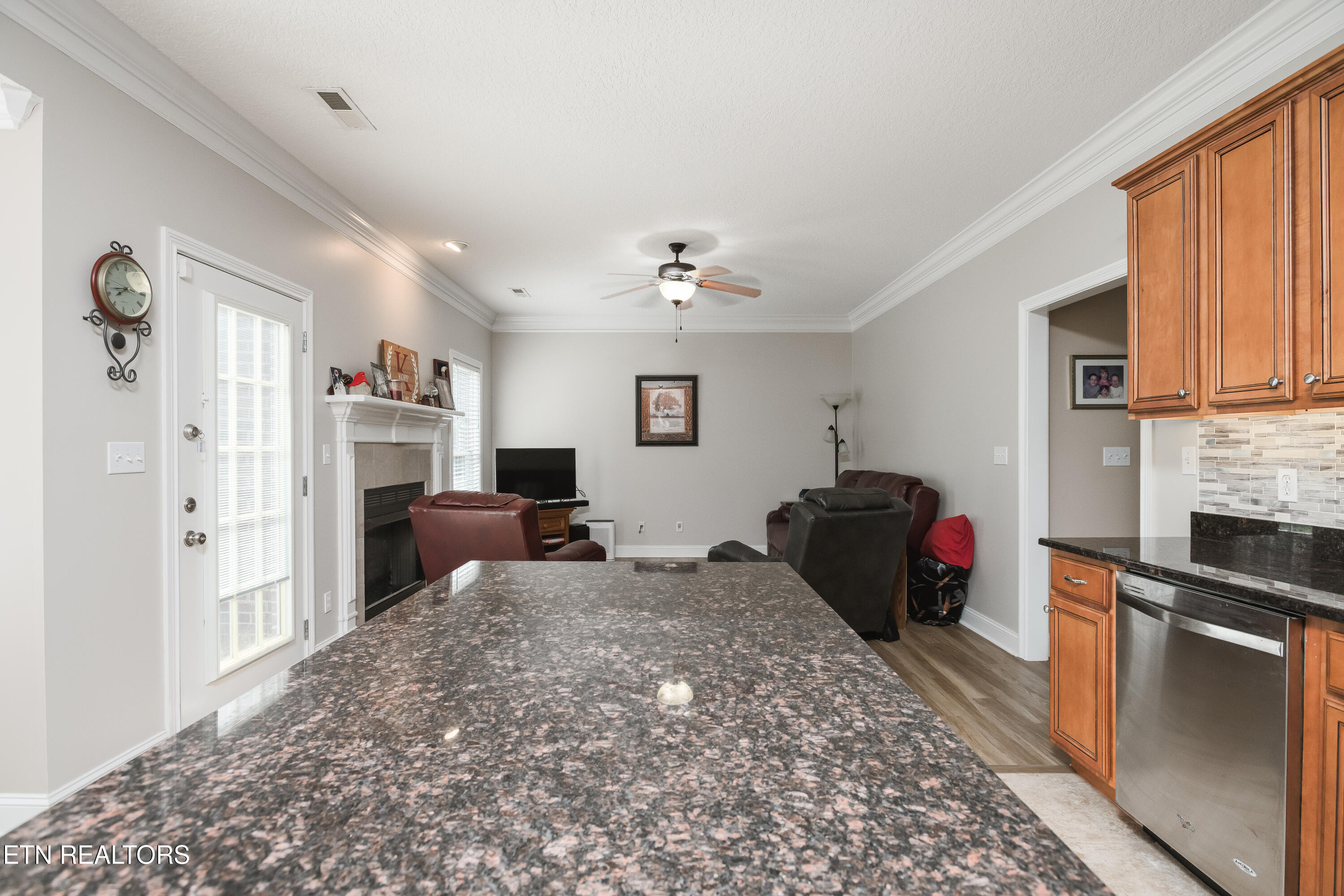 300 Yellowstone Lane Lenoir City TN 37771