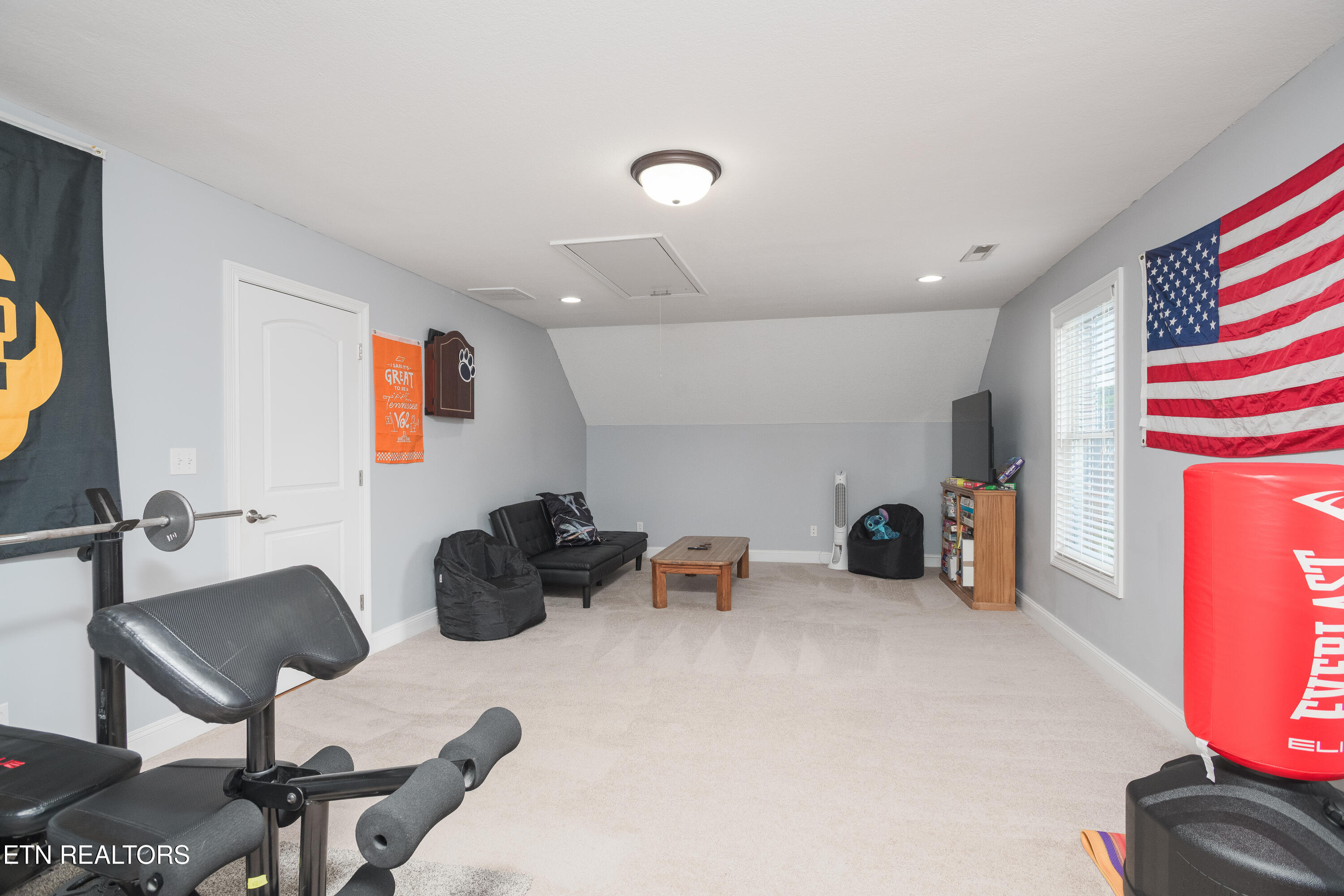 300 Yellowstone Lane Lenoir City TN 37771