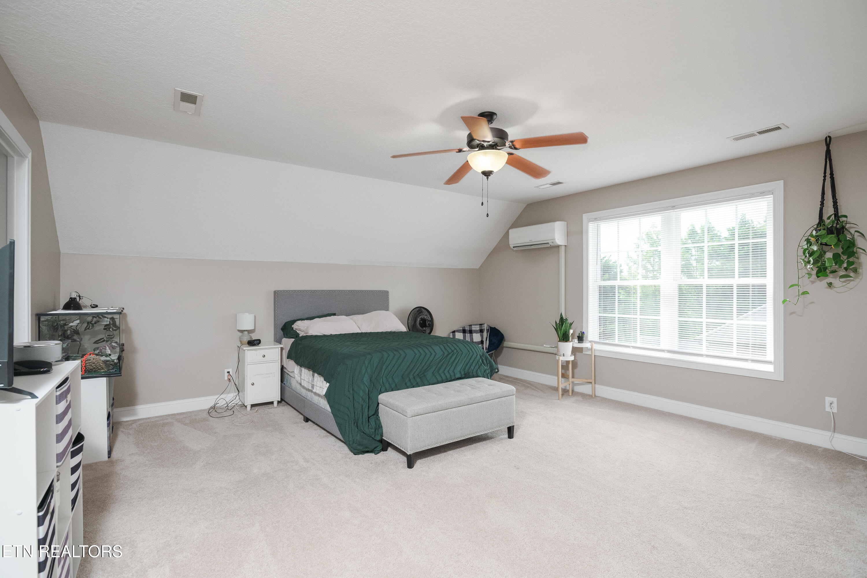 300 Yellowstone Lane Lenoir City TN 37771