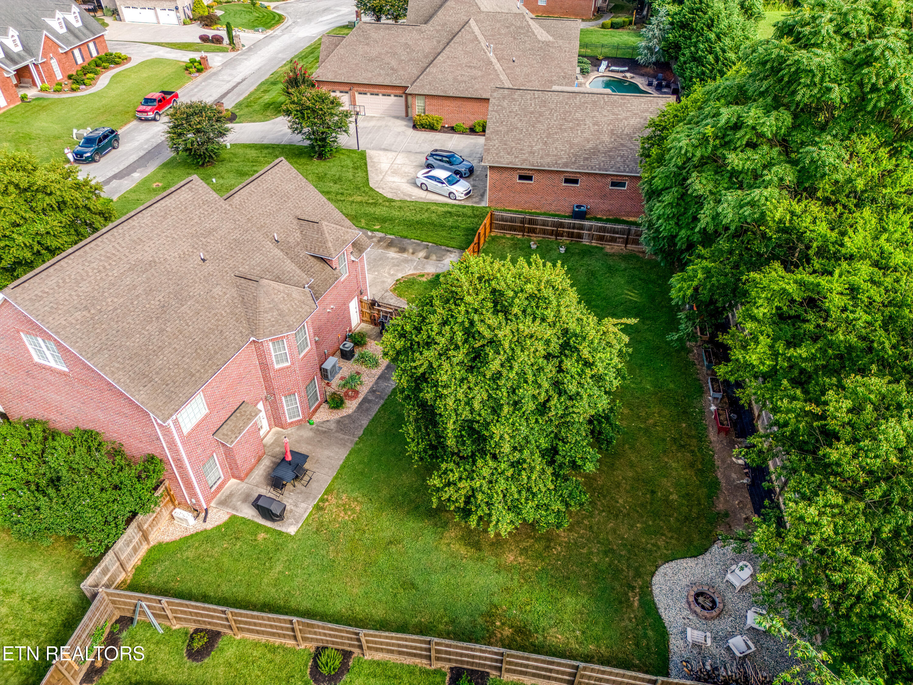 300 Yellowstone Lane Lenoir City TN 37771