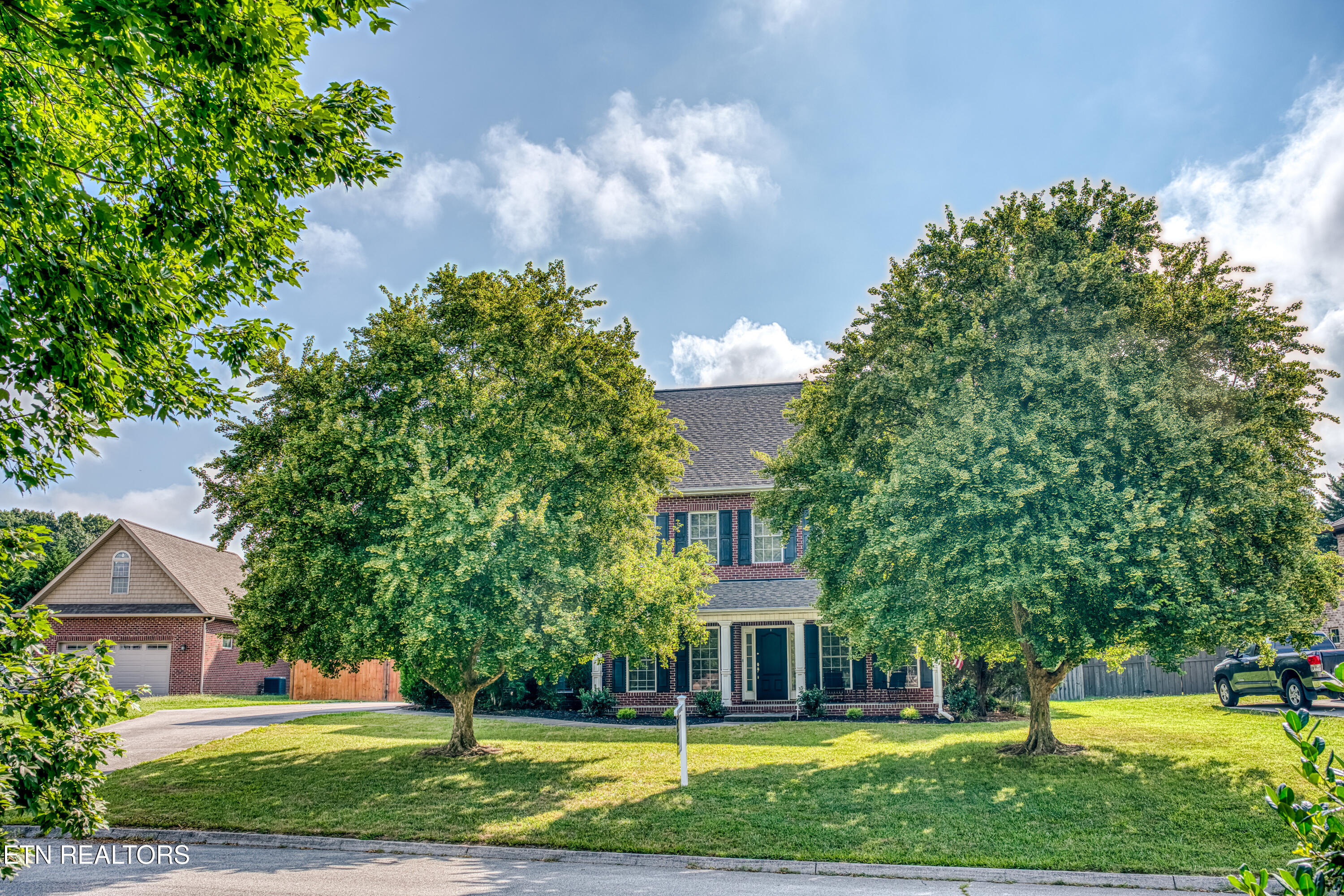 300 Yellowstone Lane Lenoir City TN 37771