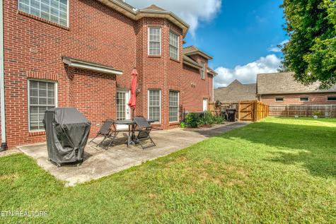 300 Yellowstone Lane Lenoir City TN 37771