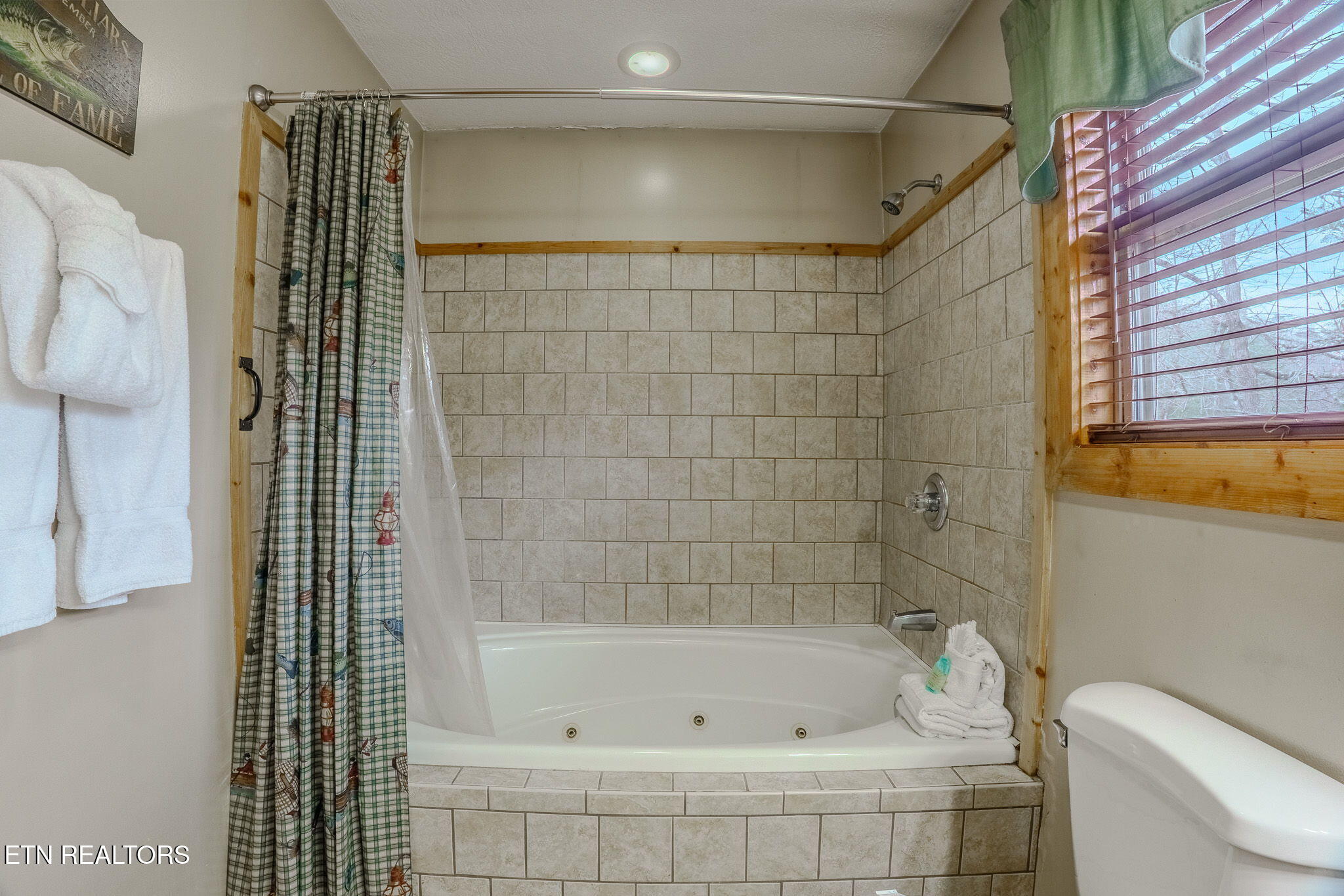 4170 Chamberlain Lane Sevierville TN 37862