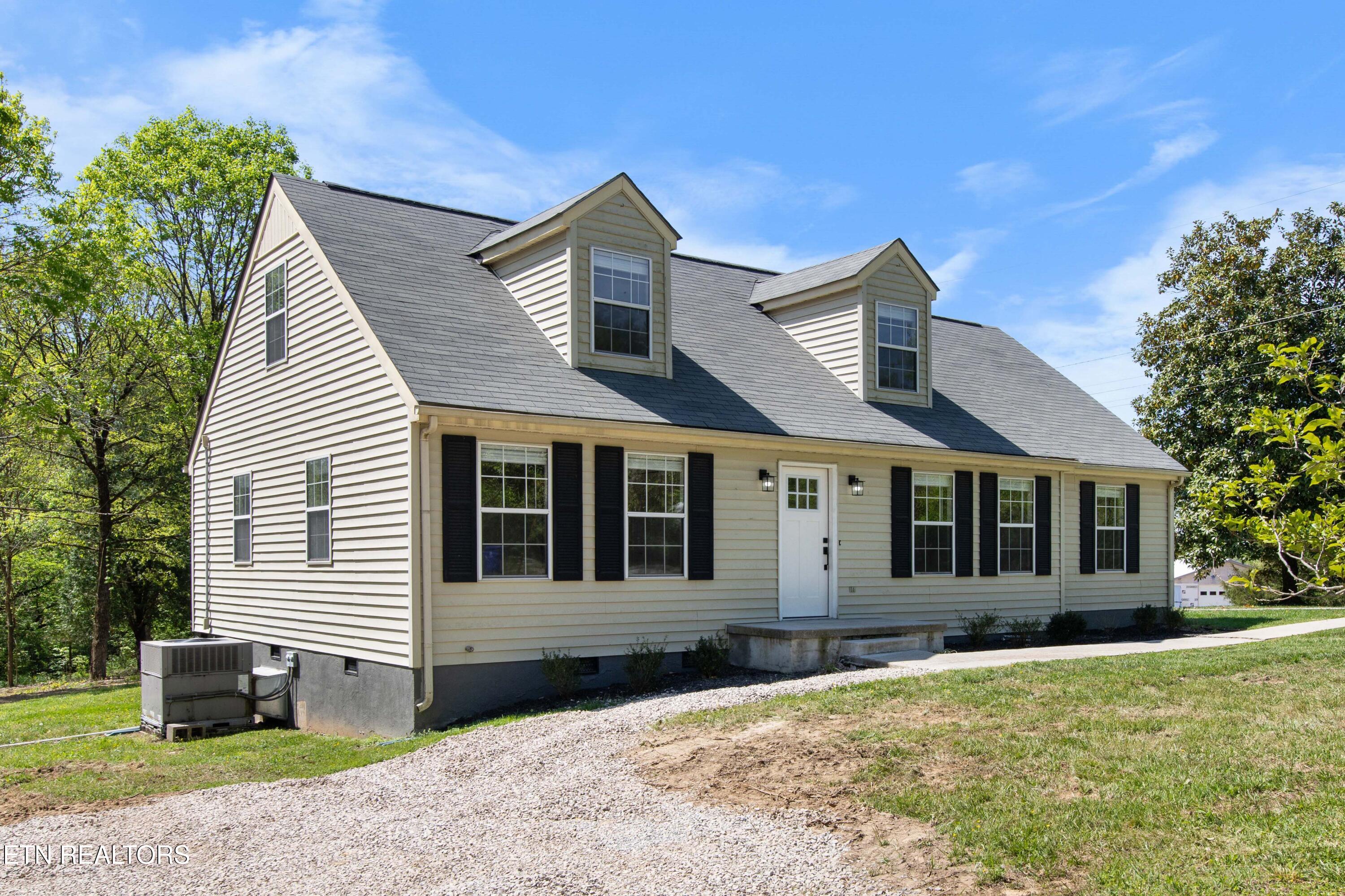 9708 Smoky Row Road Strawberry Plains TN 37871
