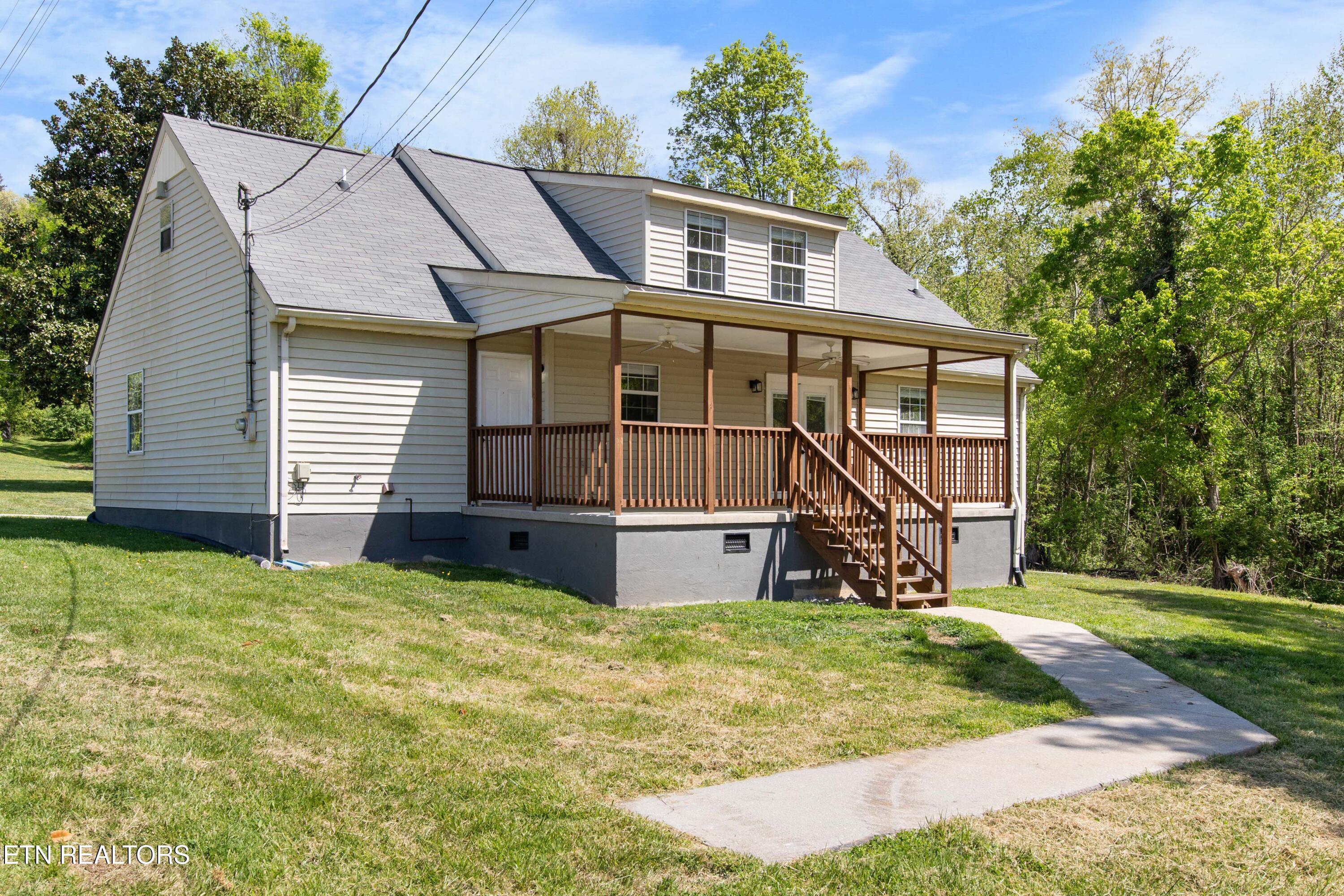 9708 Smoky Row Road Strawberry Plains TN 37871