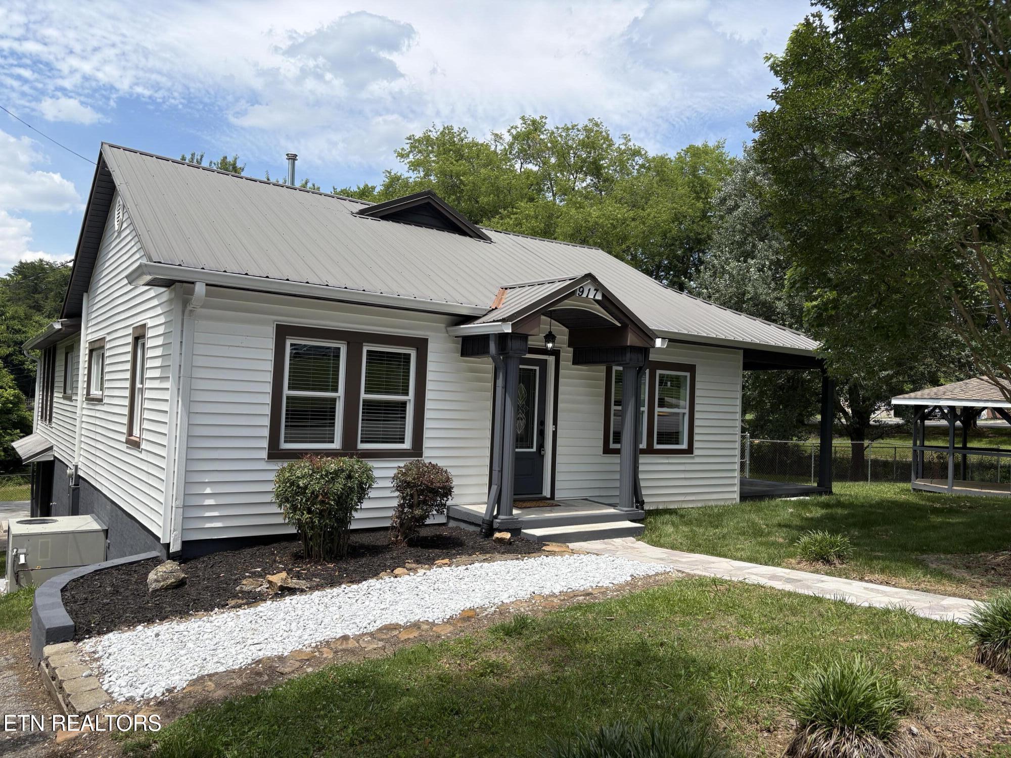 917 Centeroak Drive Knoxville TN 37920