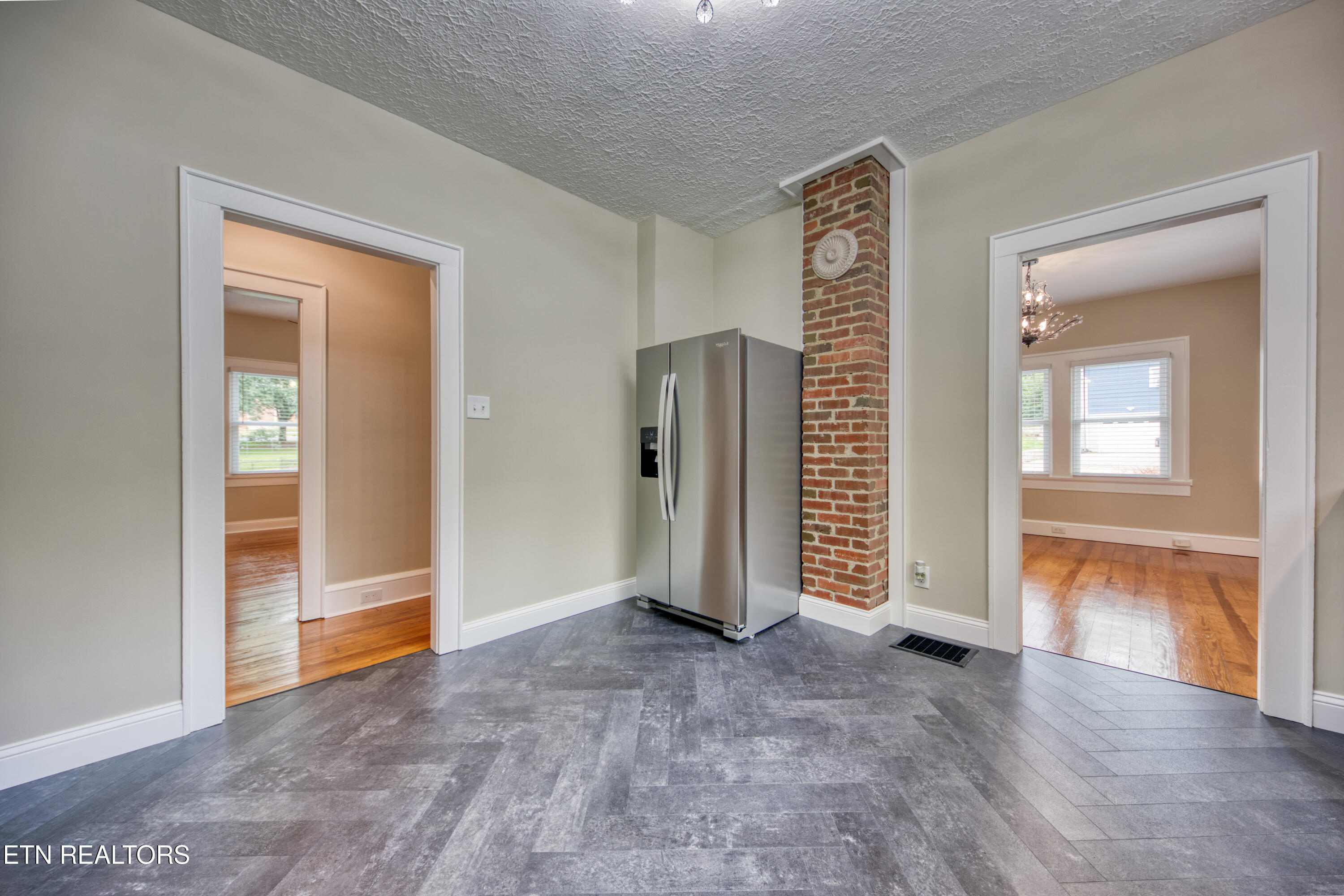 917 Centeroak Drive Knoxville TN 37920