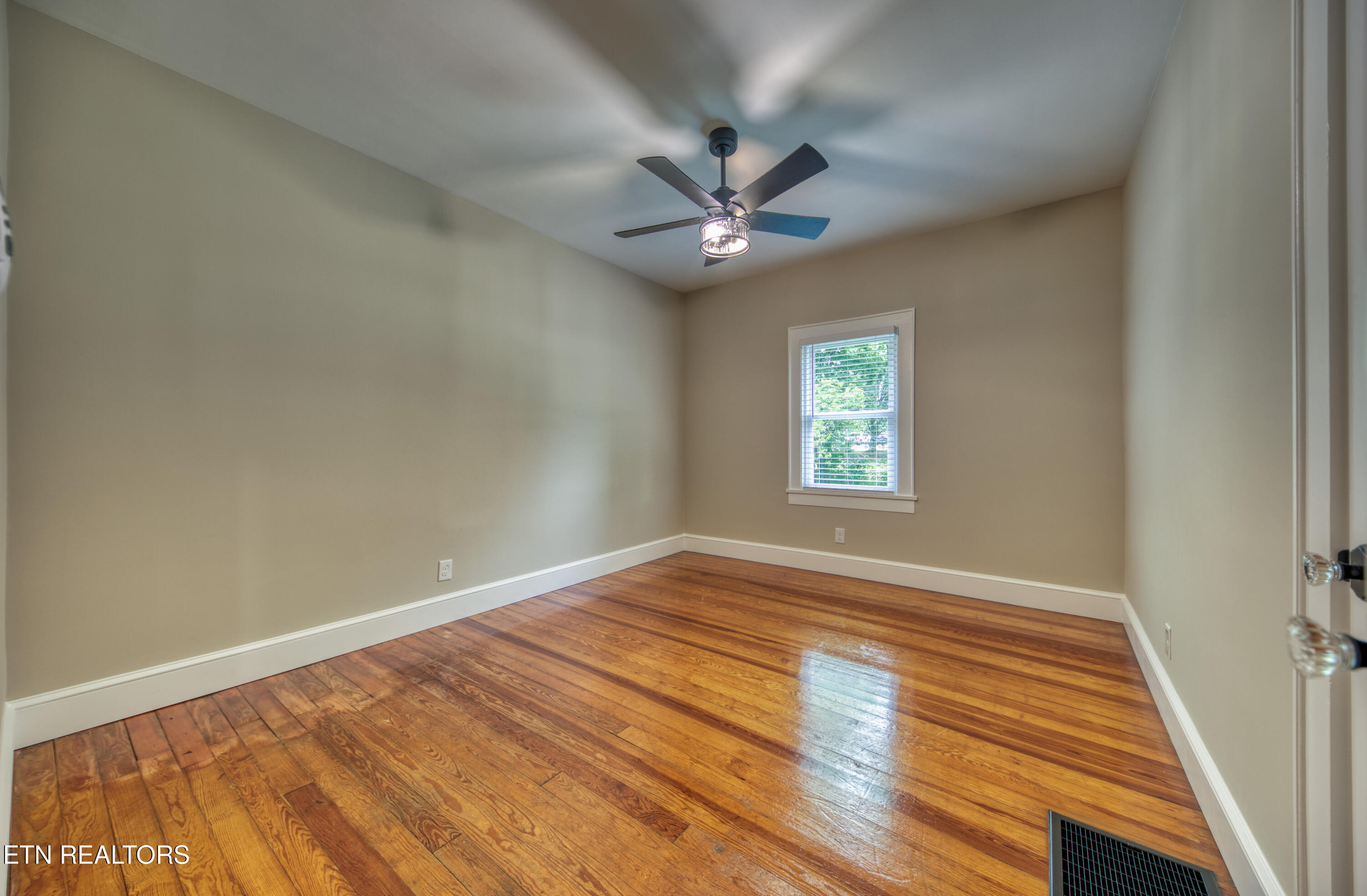 917 Centeroak Drive Knoxville TN 37920