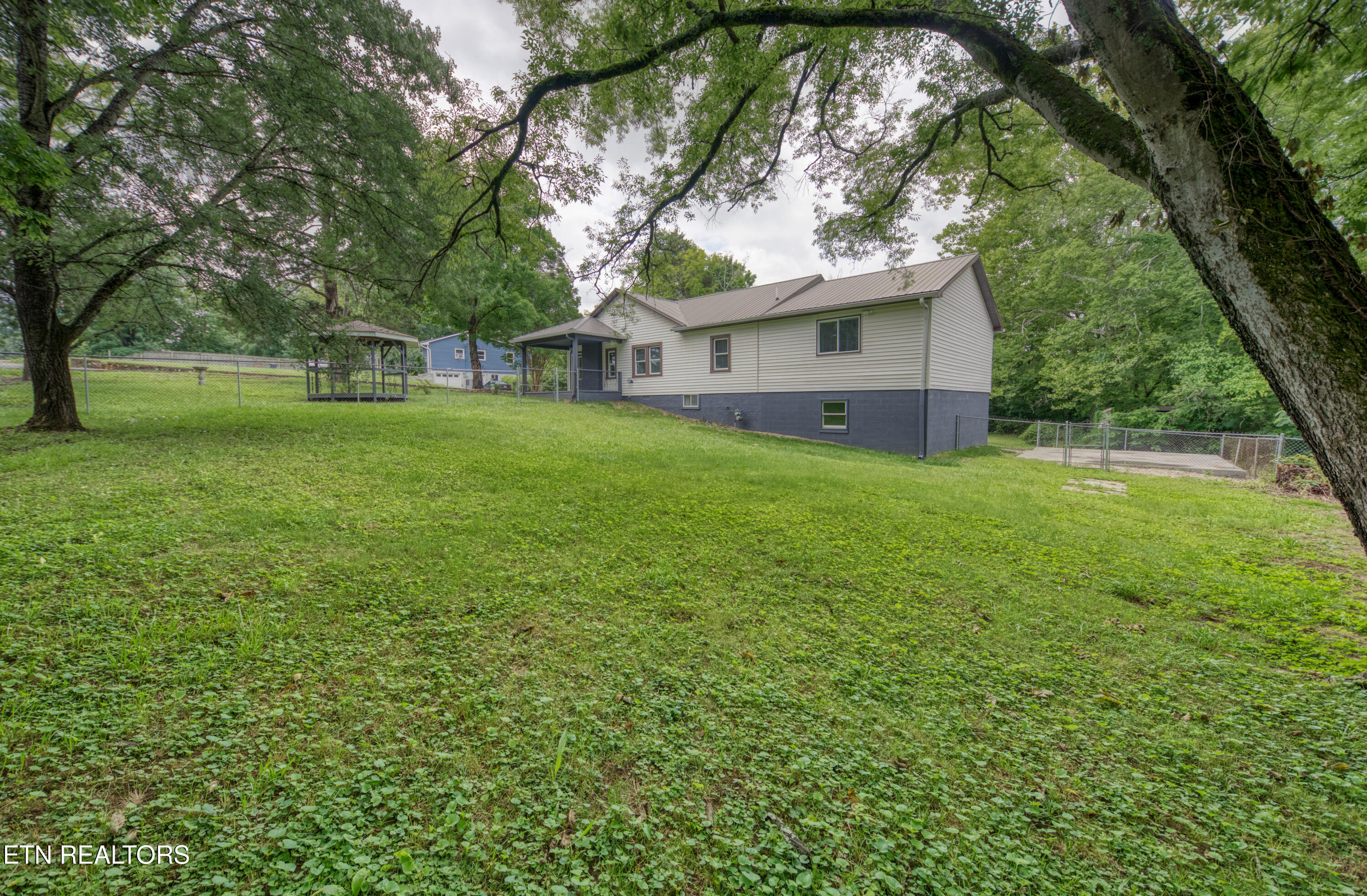 917 Centeroak Drive Knoxville TN 37920