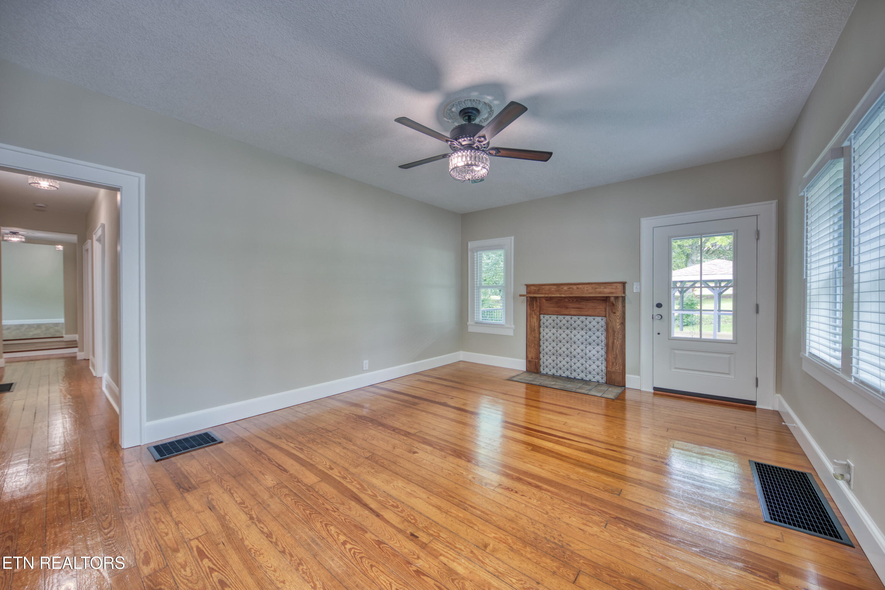 917 Centeroak Drive Knoxville TN 37920