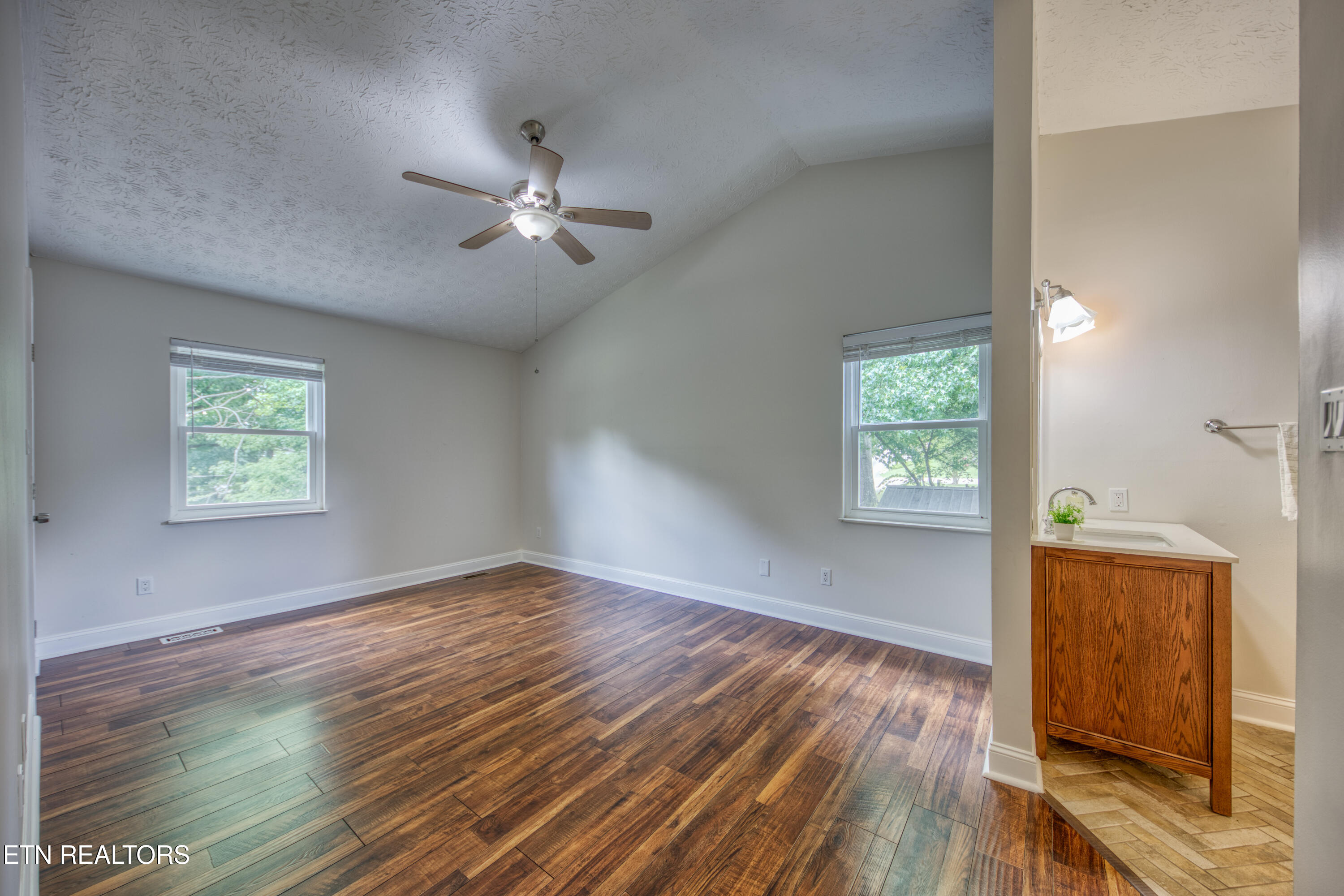 6012 Woodbark Trace Knoxville TN 37921
