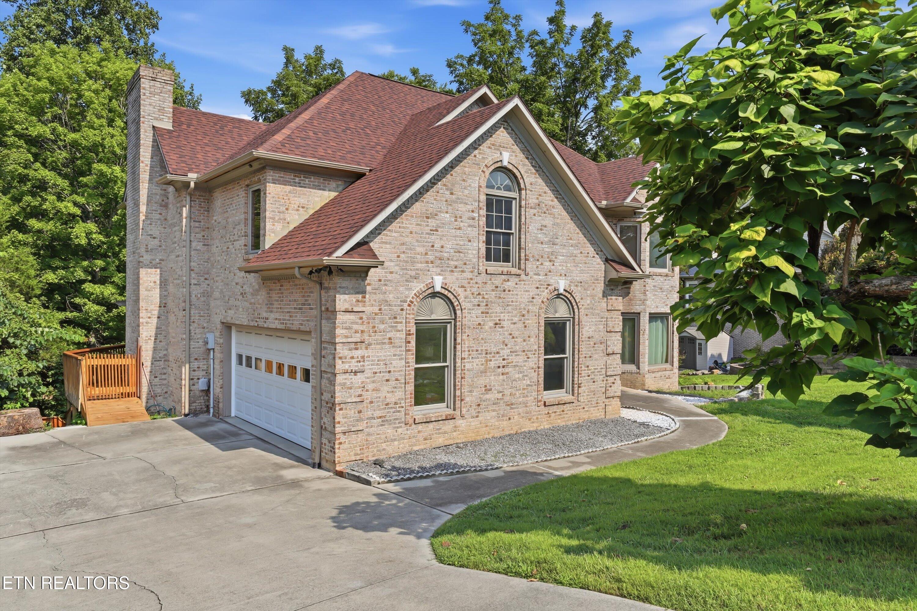 118 W Melbourne Road Oak Ridge TN 37830