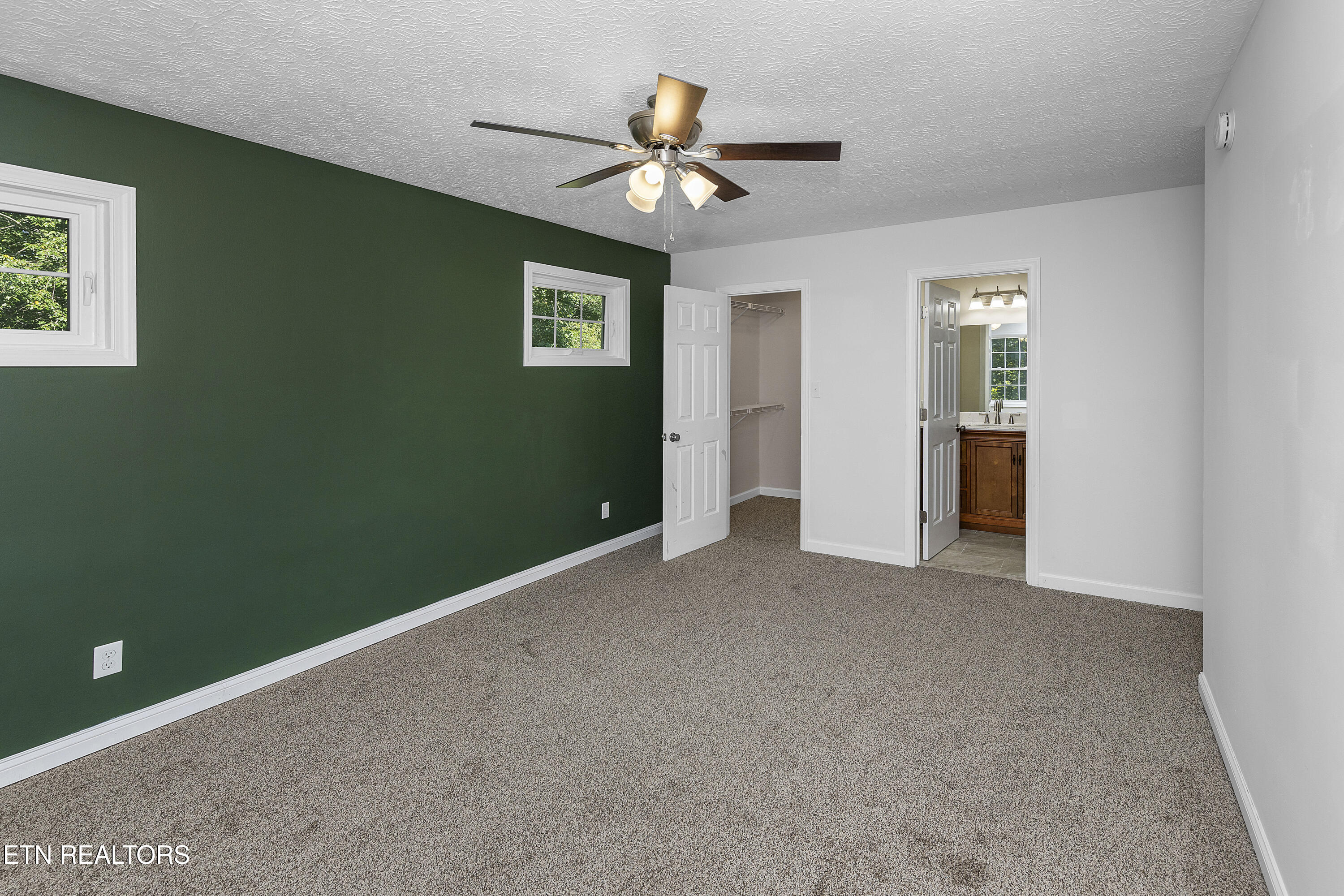 7805 Shadowood Drive Knoxville TN 37938
