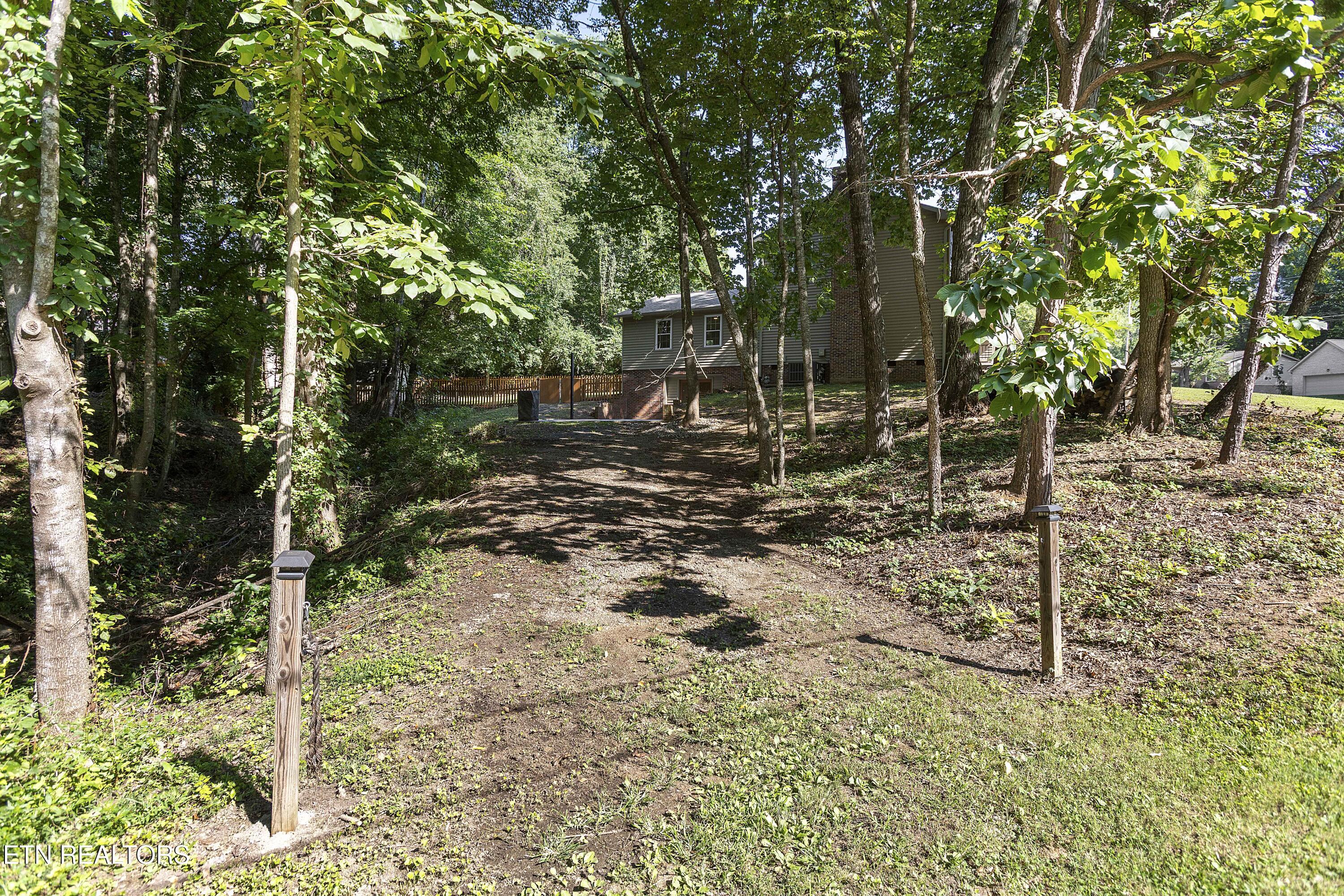 7805 Shadowood Drive Knoxville TN 37938