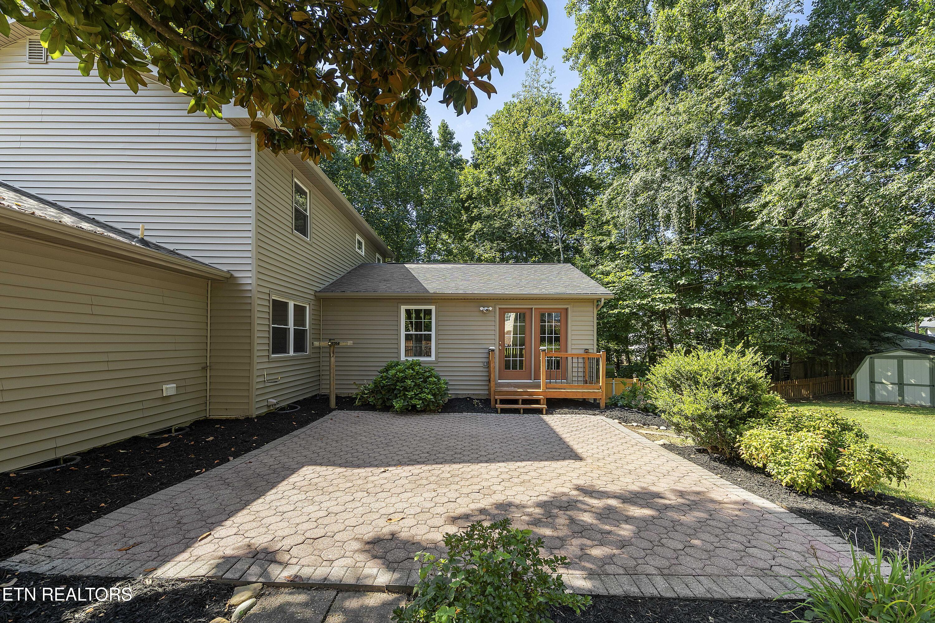 7805 Shadowood Drive Knoxville TN 37938