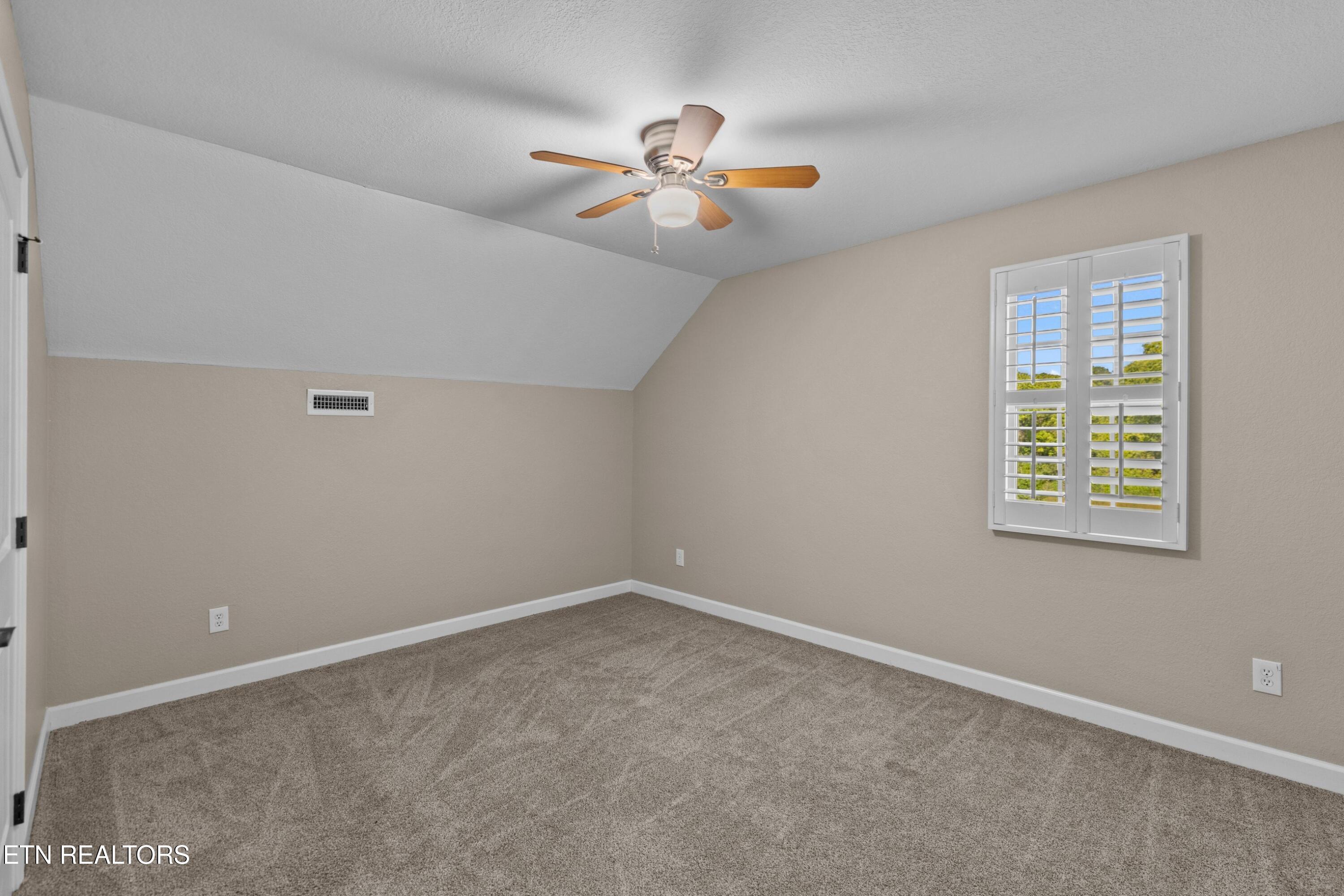 3007 Villas Creekside Drive Dandridge TN 37725