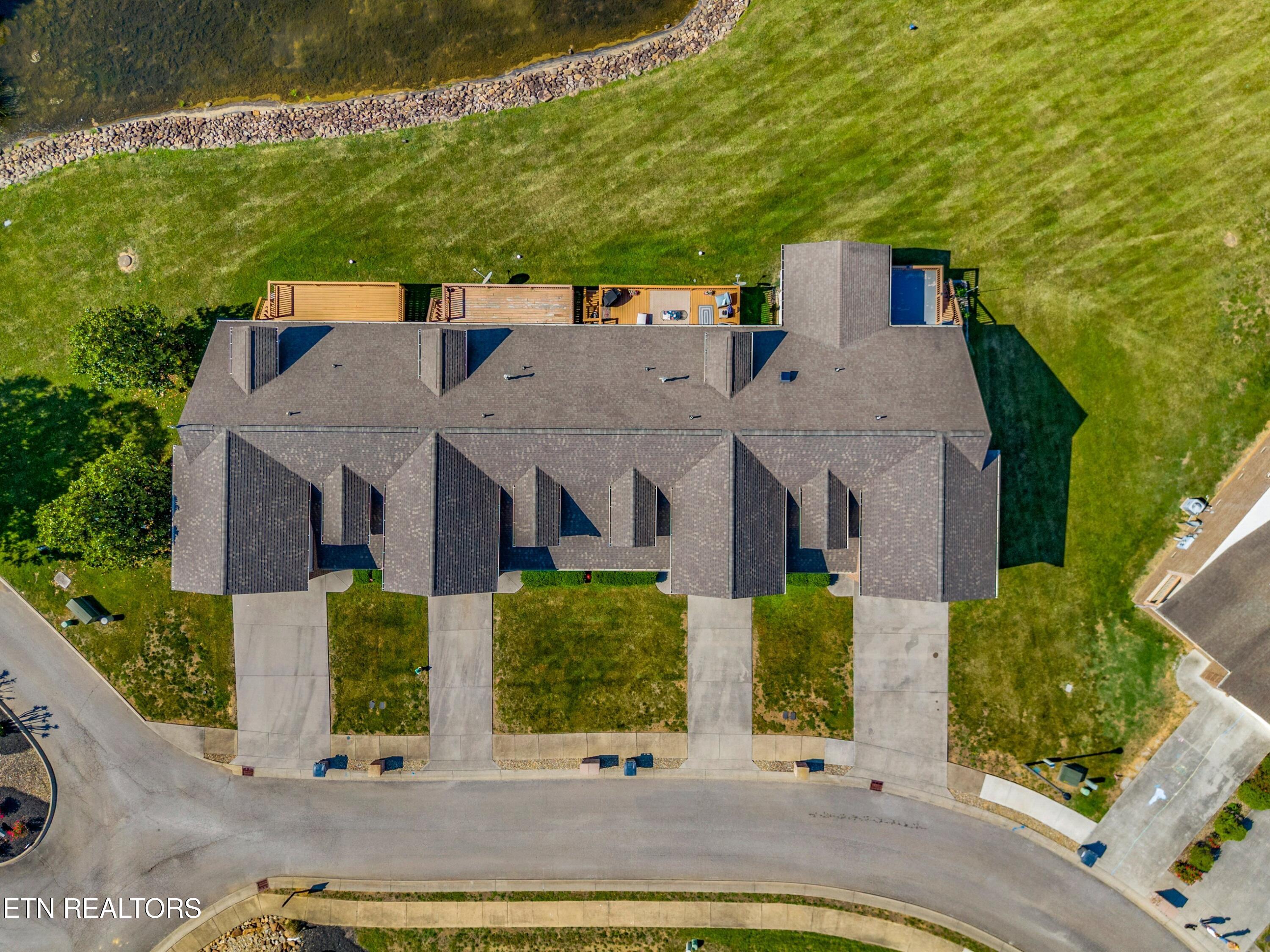 3007 Villas Creekside Drive Dandridge TN 37725