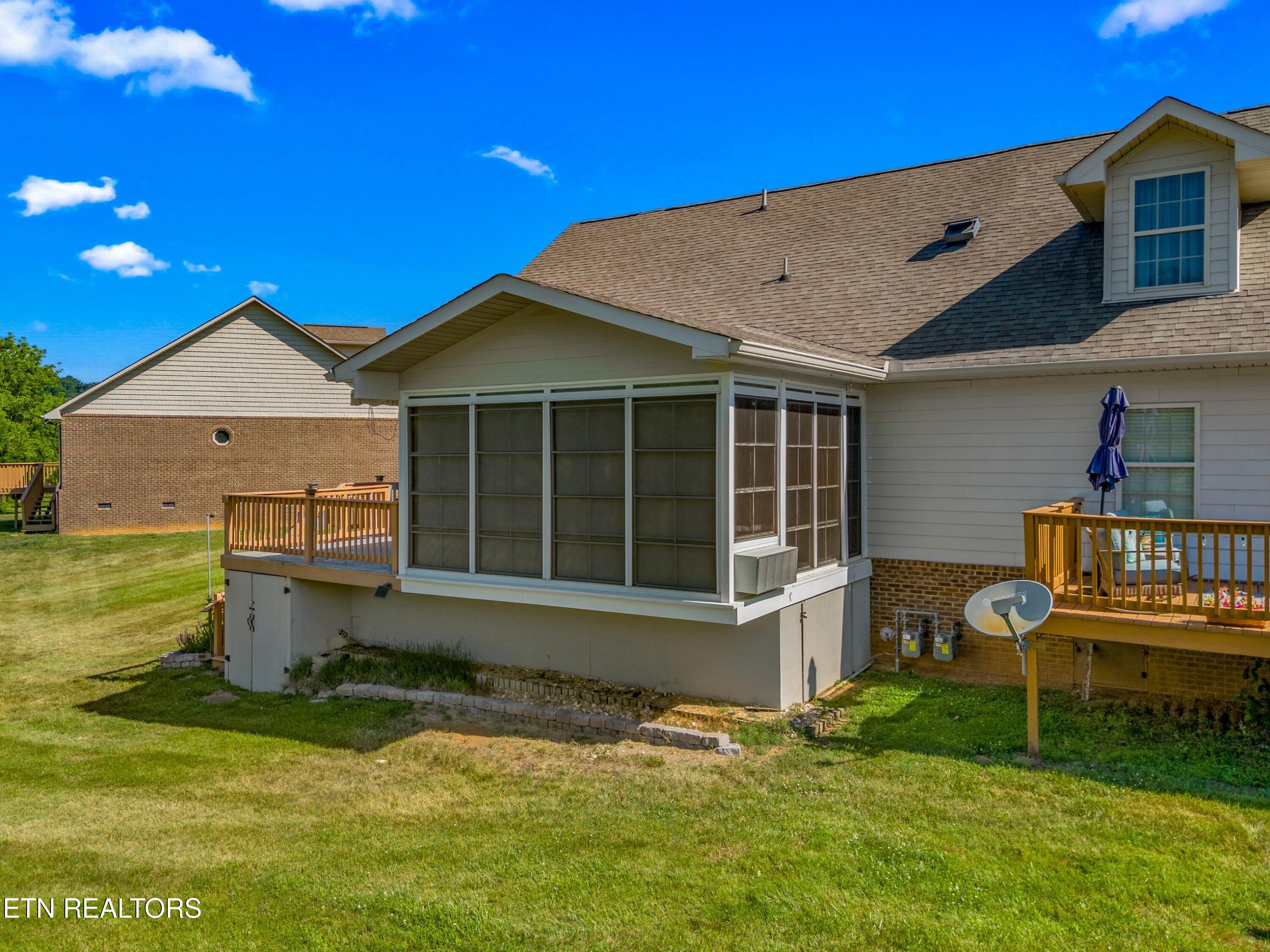 3007 Villas Creekside Drive Dandridge TN 37725