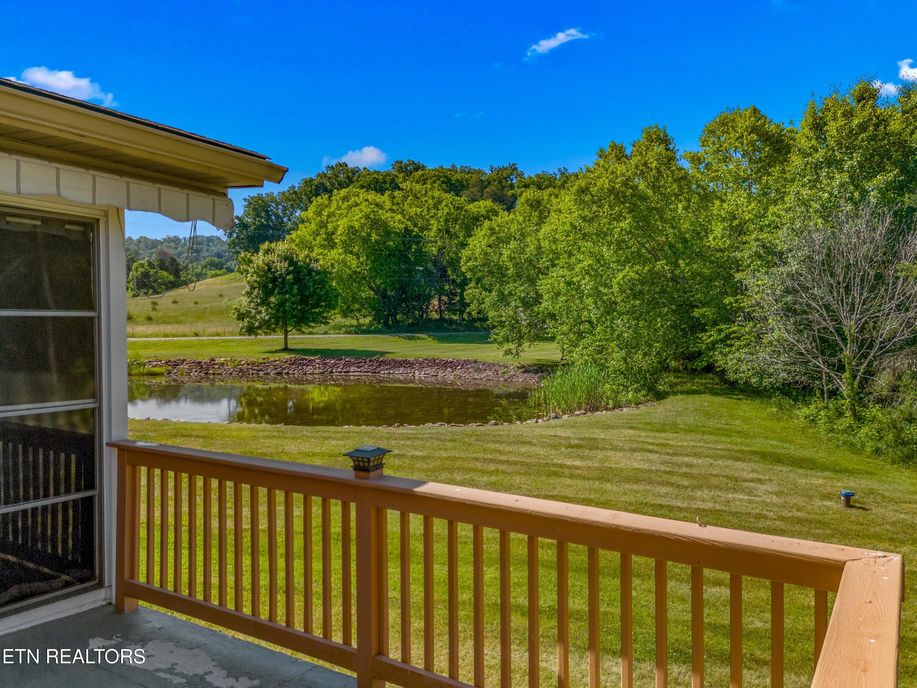 3007 Villas Creekside Drive Dandridge TN 37725
