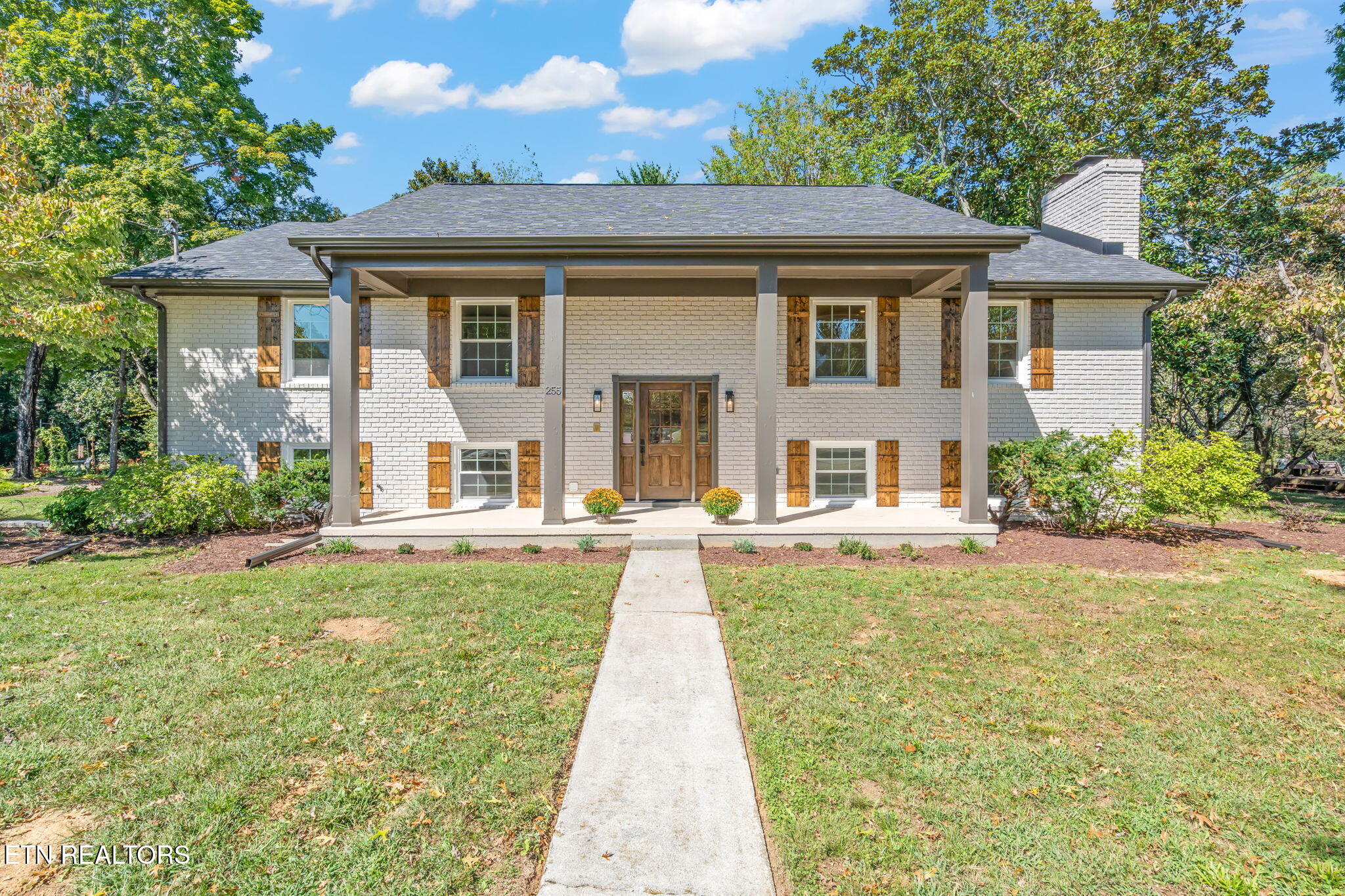 255 W Heritage Drive Knoxville TN 37934