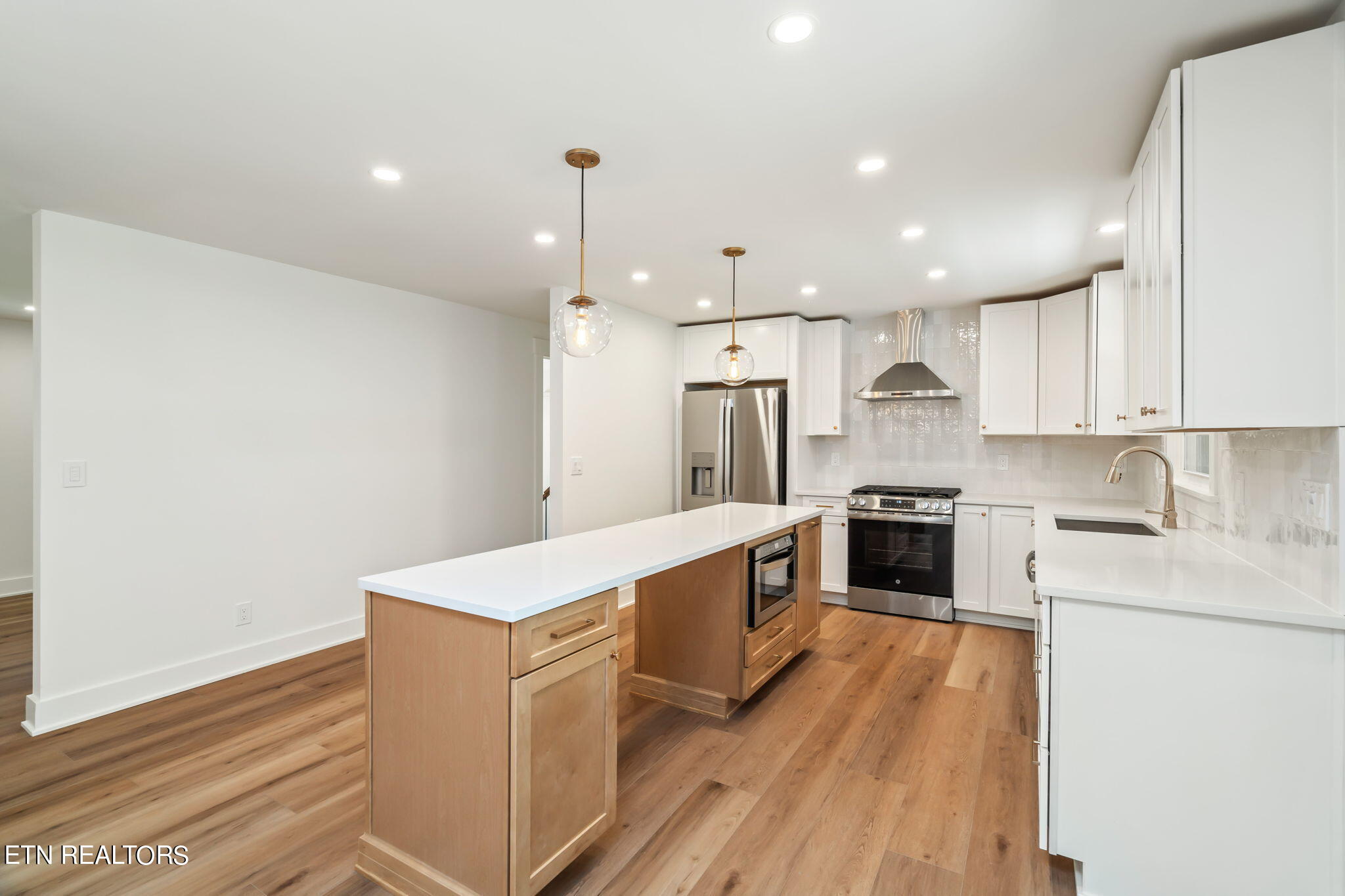 255 W Heritage Drive Knoxville TN 37934