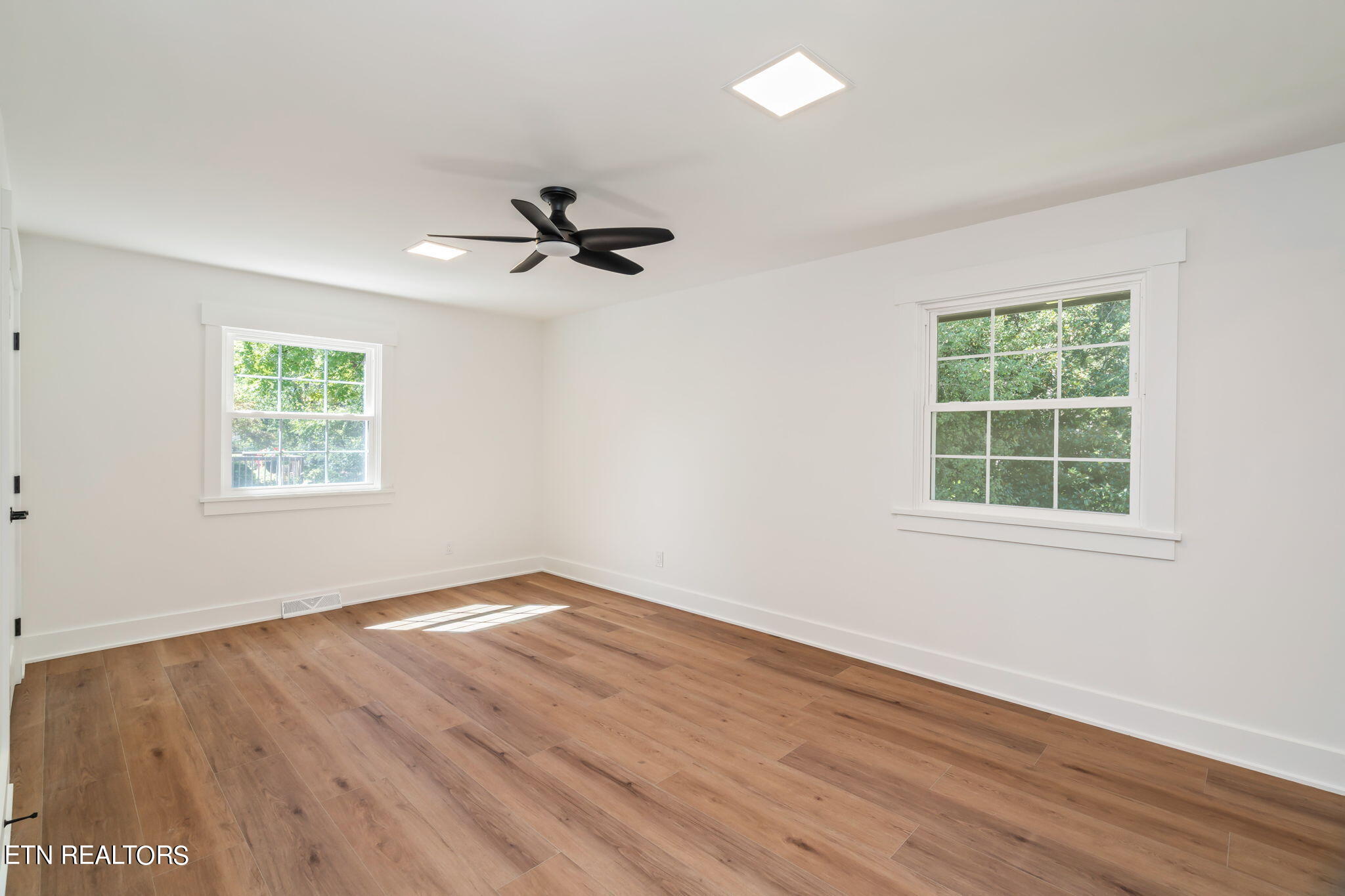255 W Heritage Drive Knoxville TN 37934