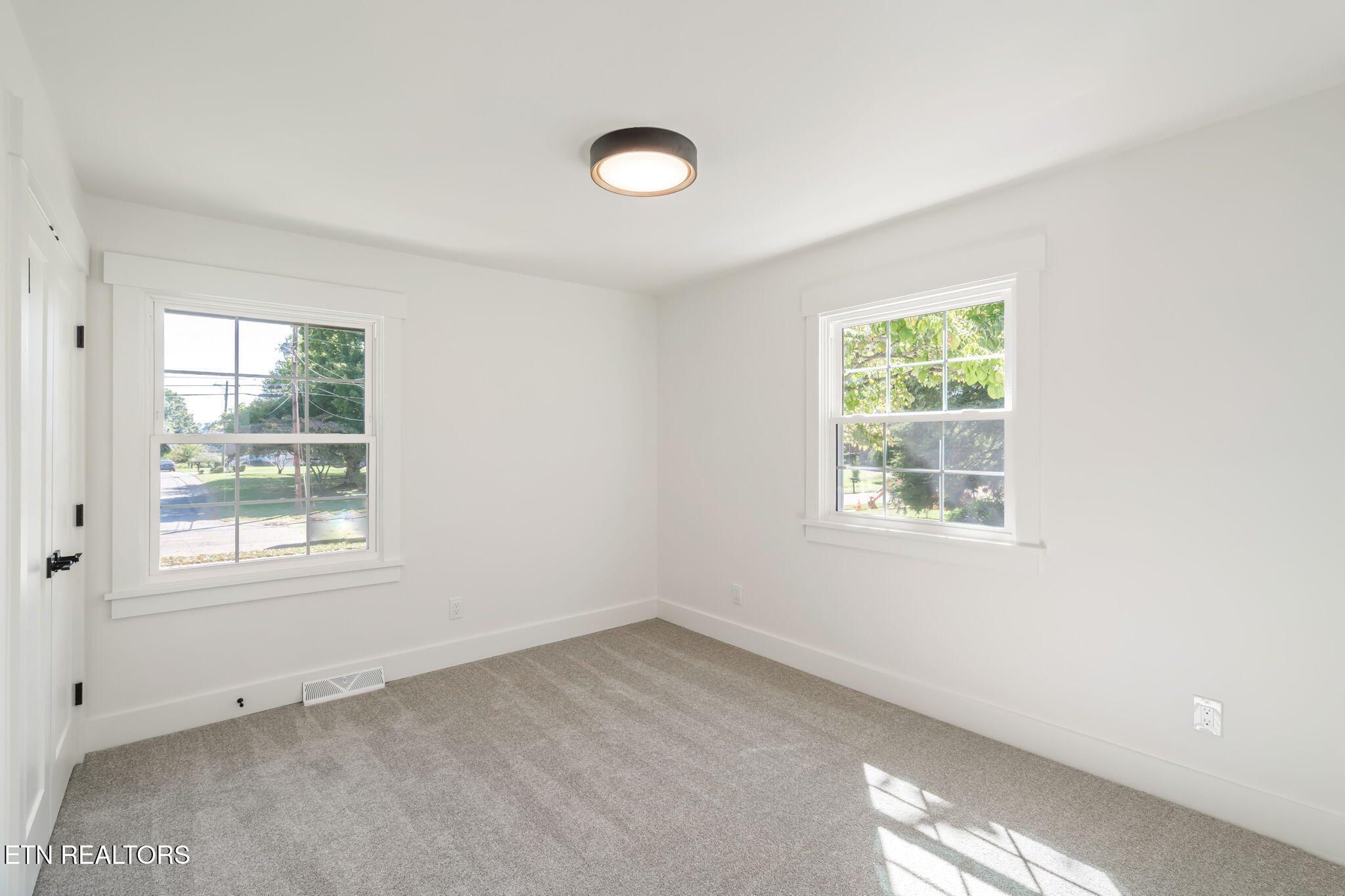 255 W Heritage Drive Knoxville TN 37934