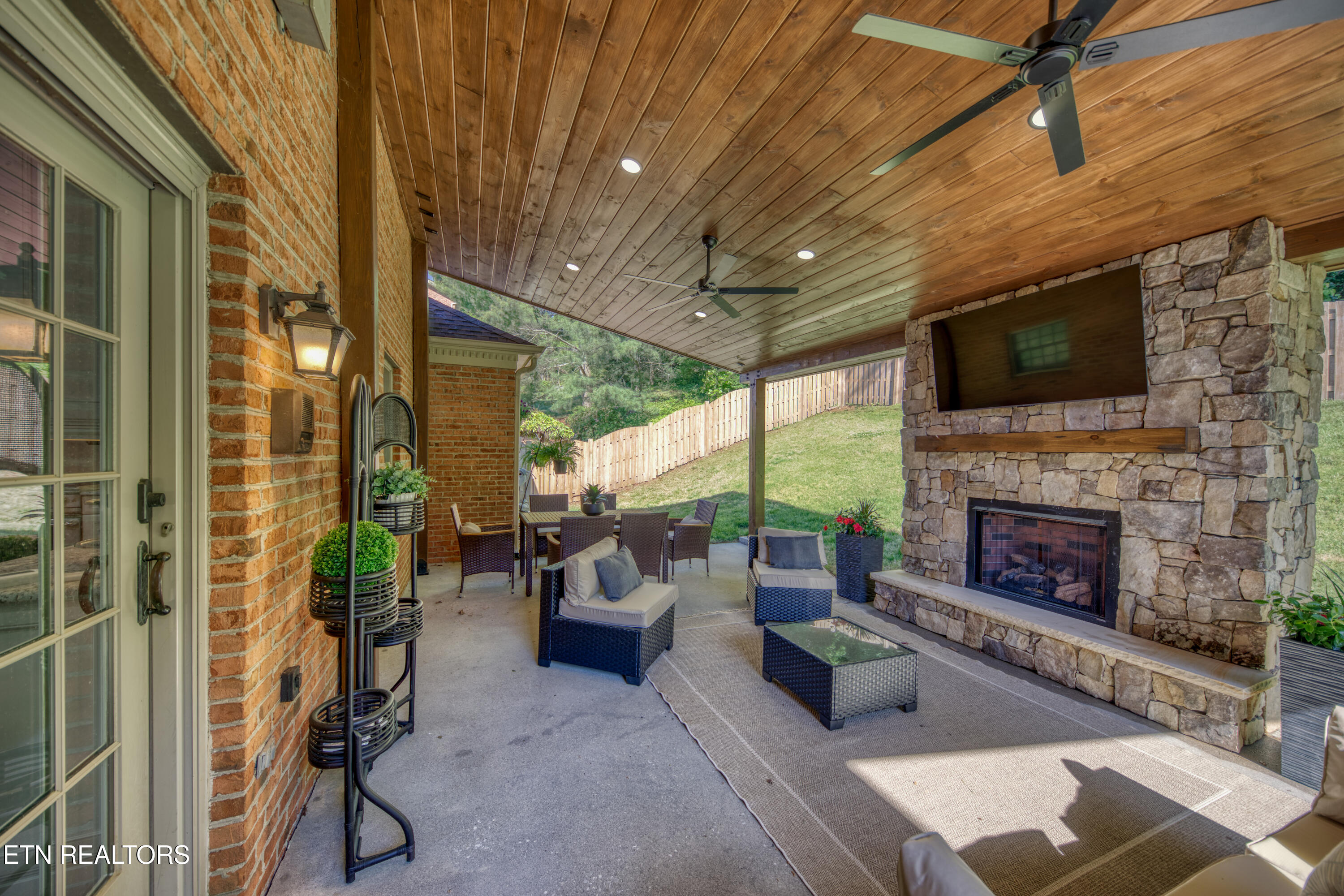 11017 Calloway View Drive Knoxville TN 37934