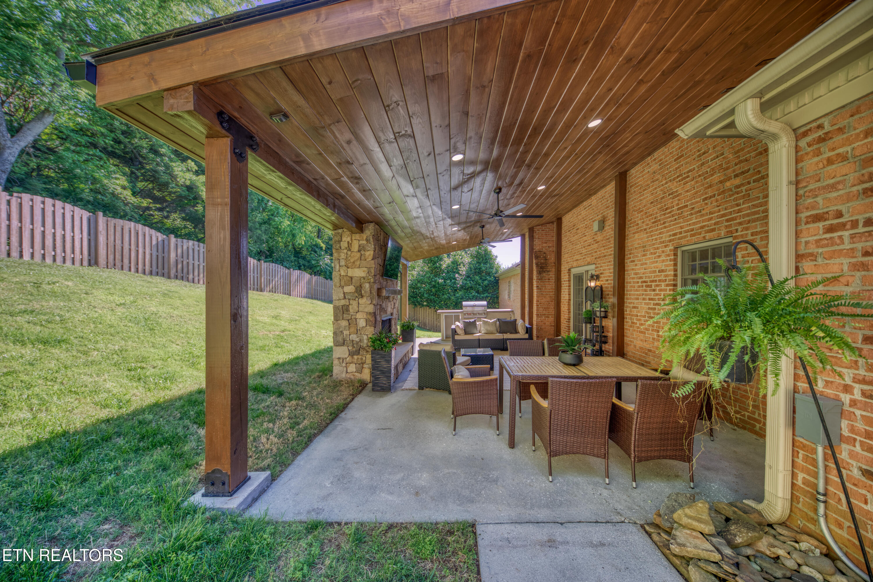 11017 Calloway View Drive Knoxville TN 37934