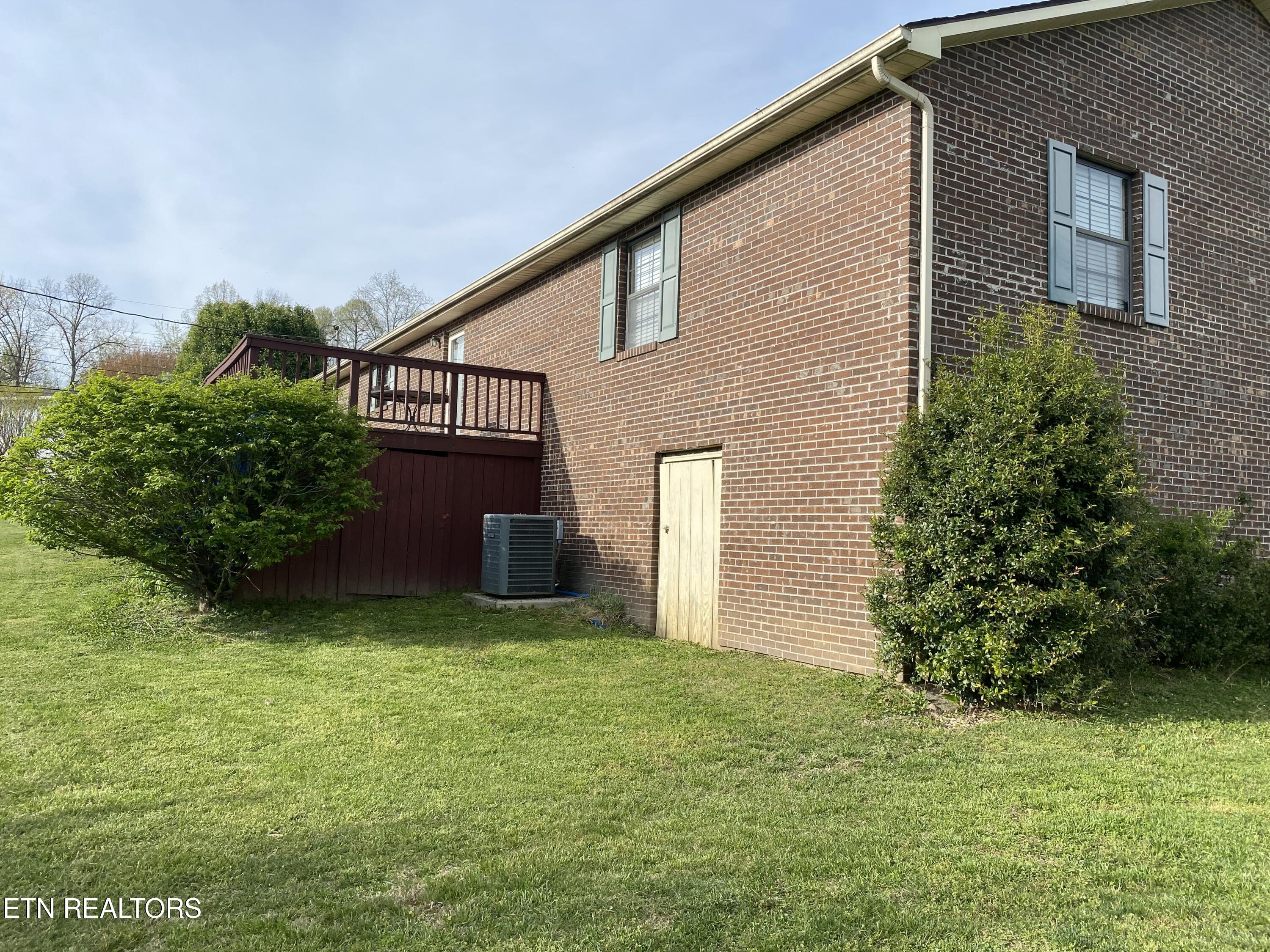 230 Adair Drive New Tazewell TN 37825