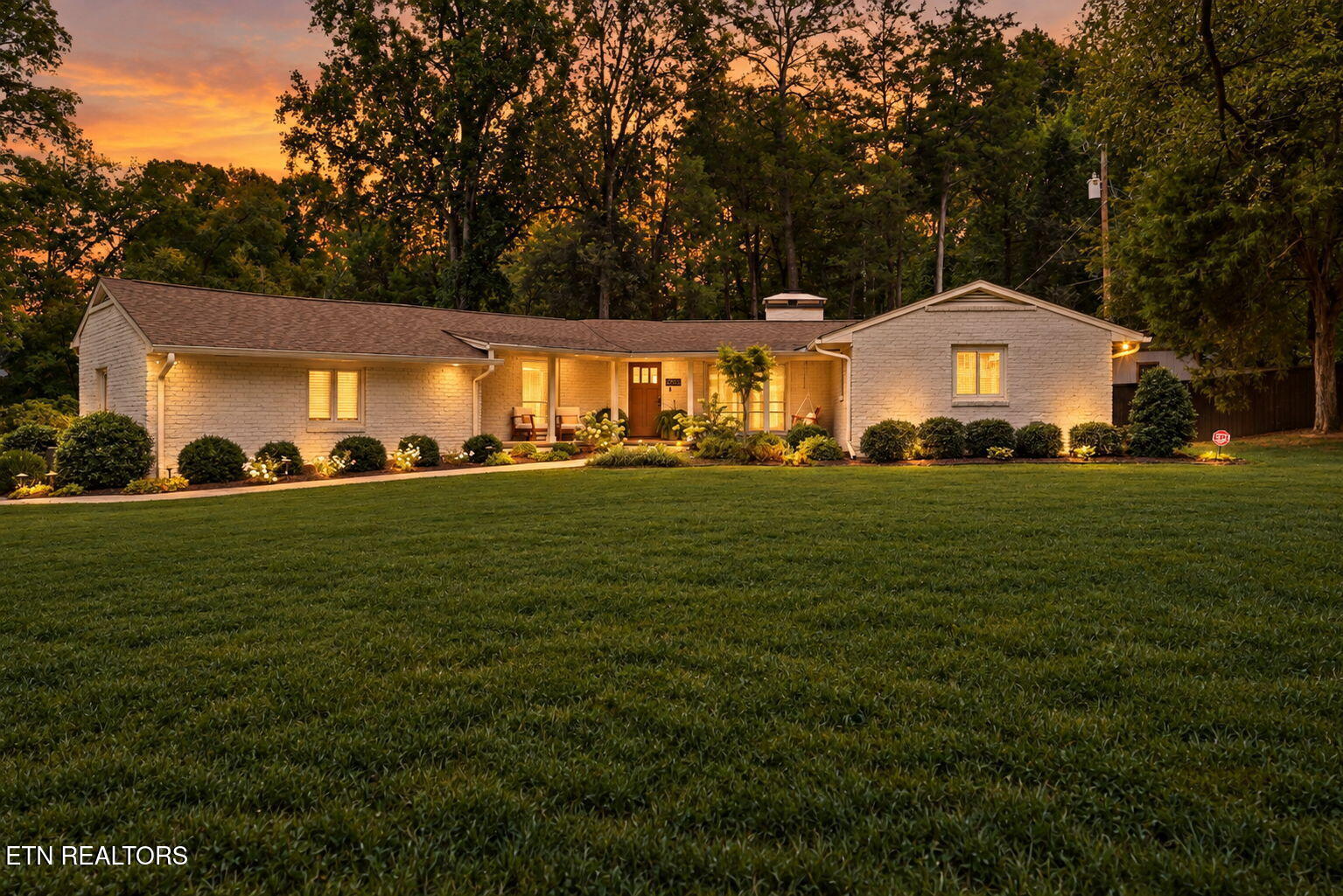 5715 Crestwood Drive Knoxville TN 37914