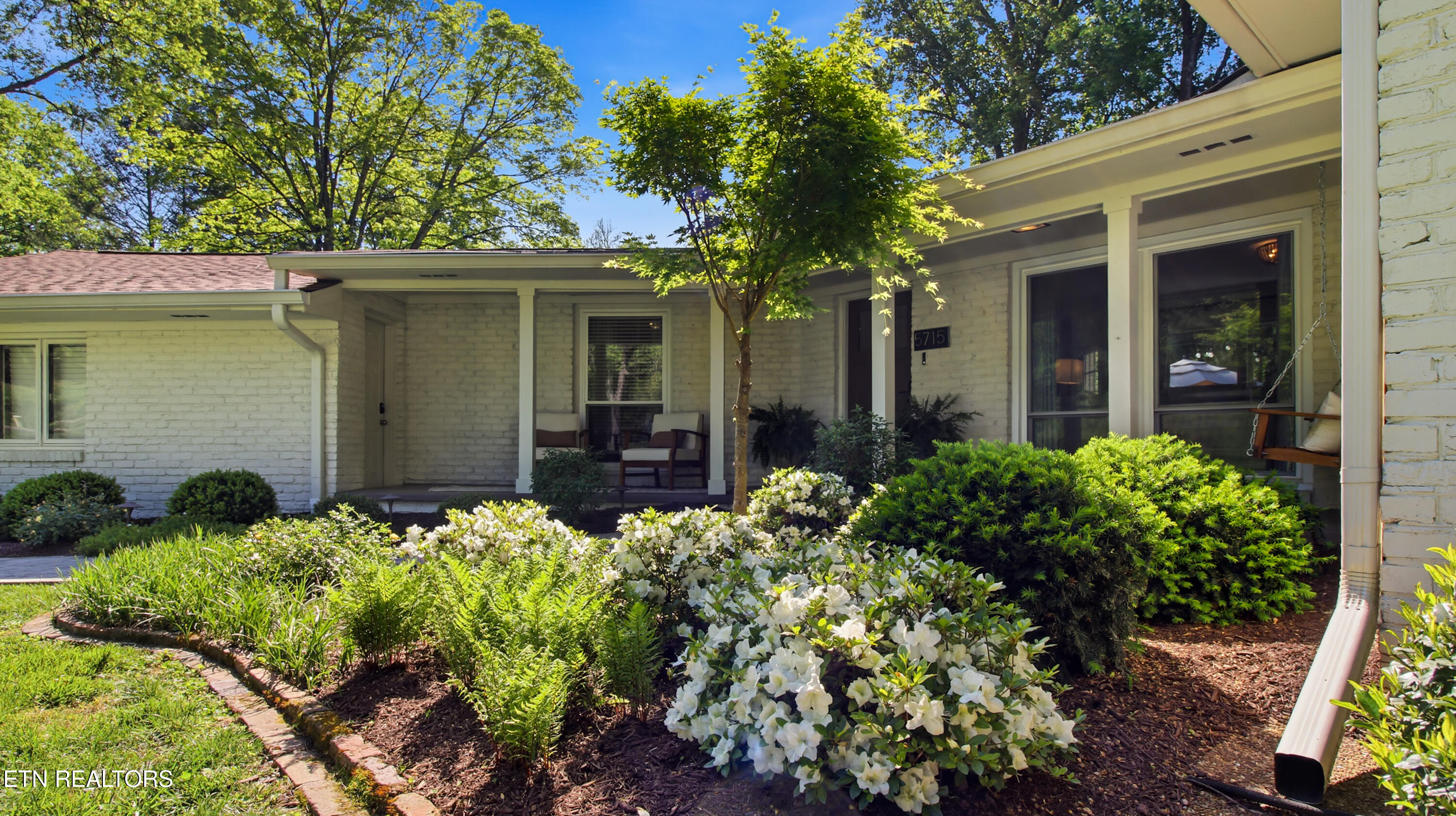 5715 Crestwood Drive Knoxville TN 37914