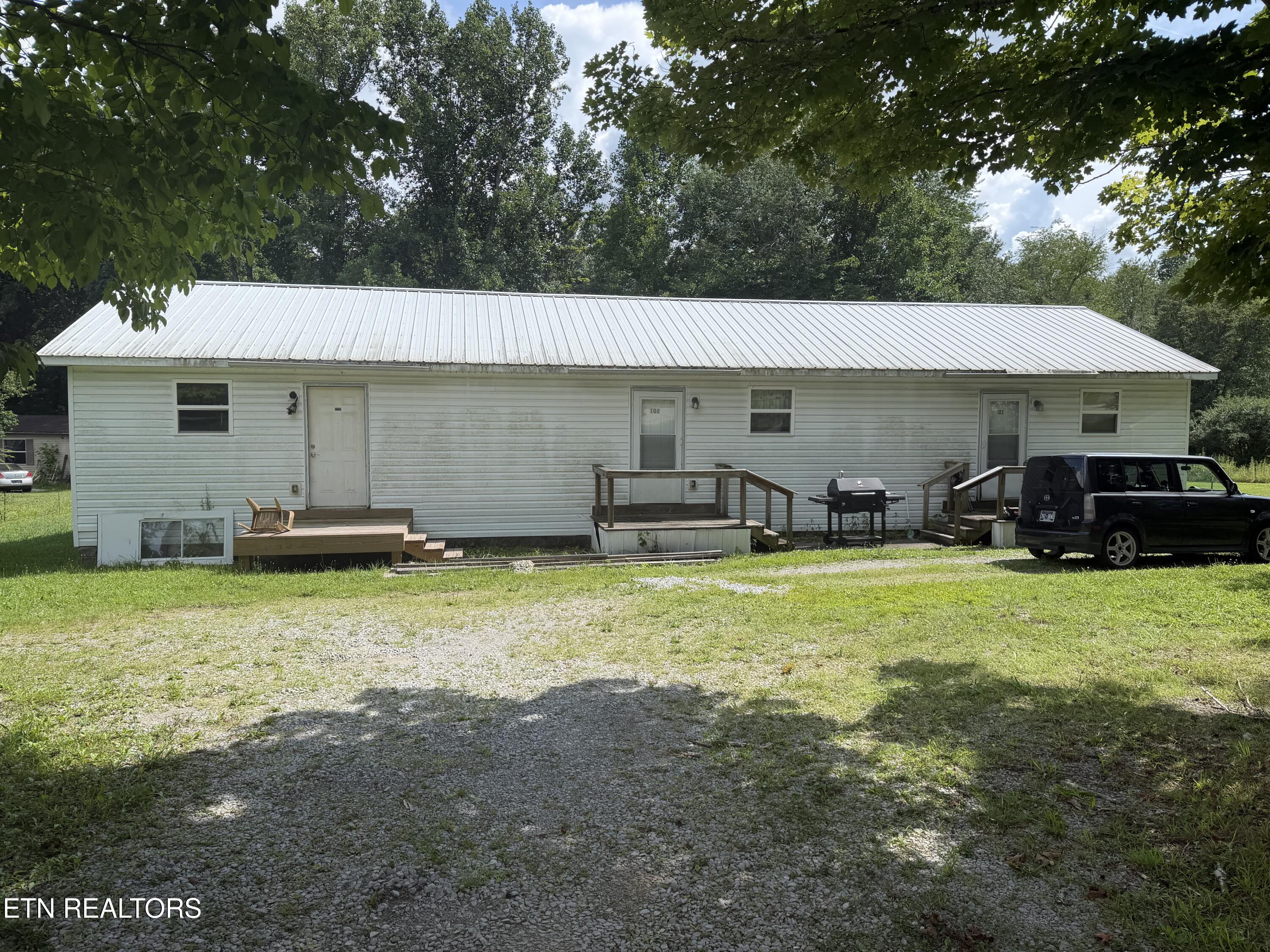 8651 Sparta Highway Crossville TN 38572