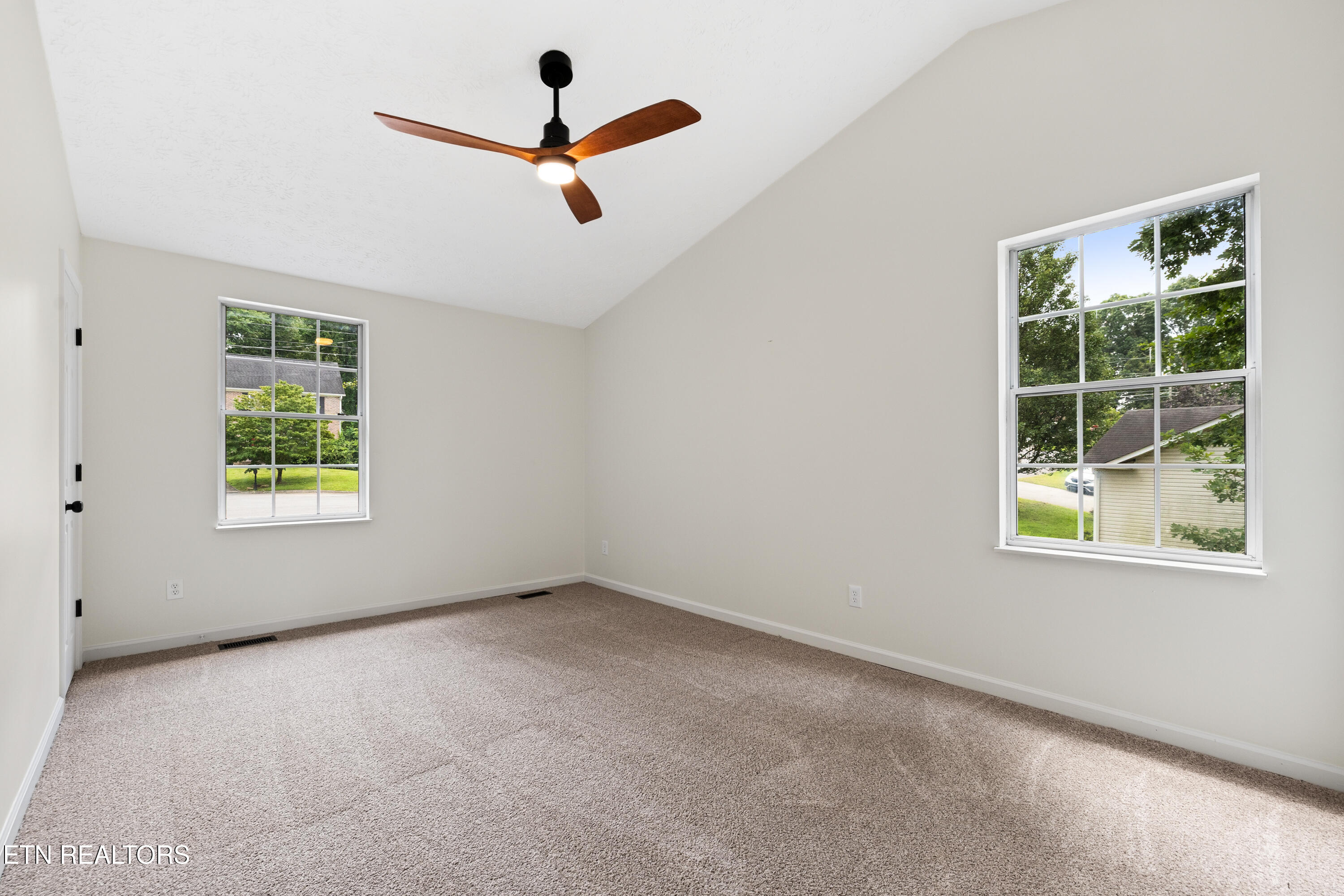8311 Timber Ridge Lane Powell TN 37849